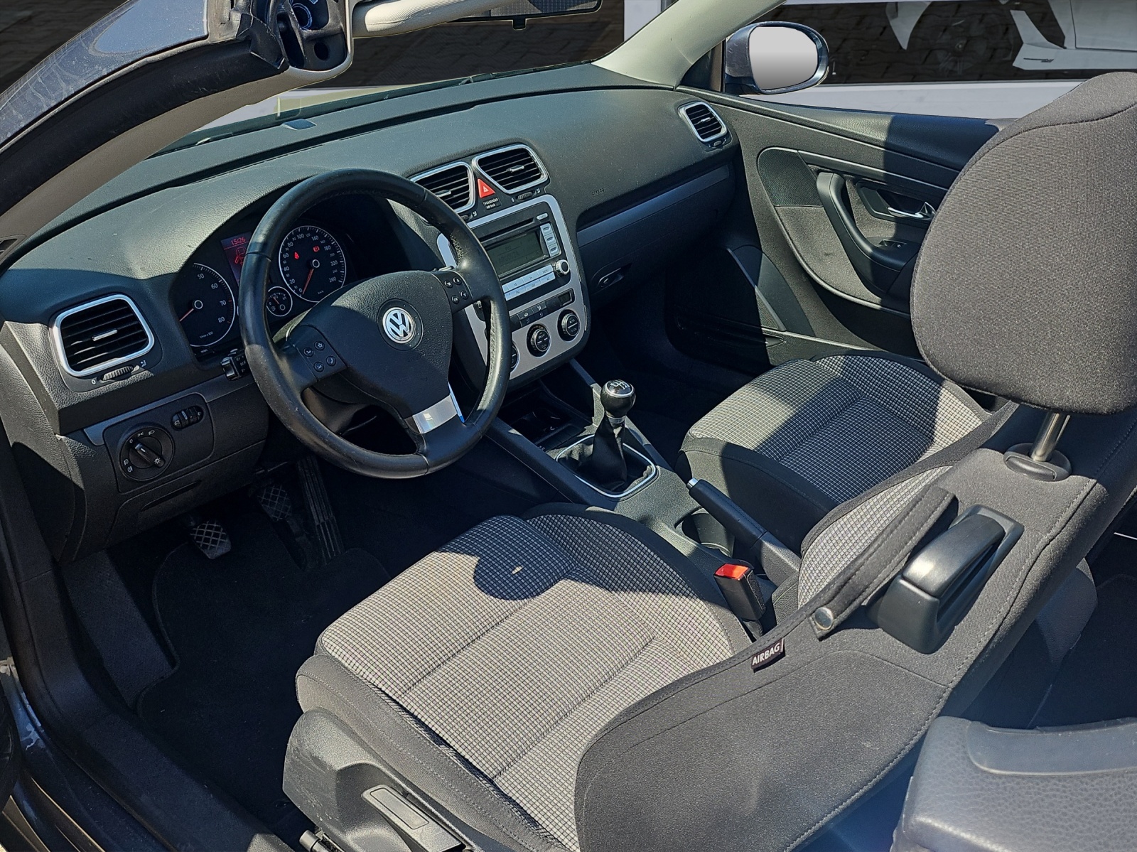 VW Eos 2.0 FSI-image-9