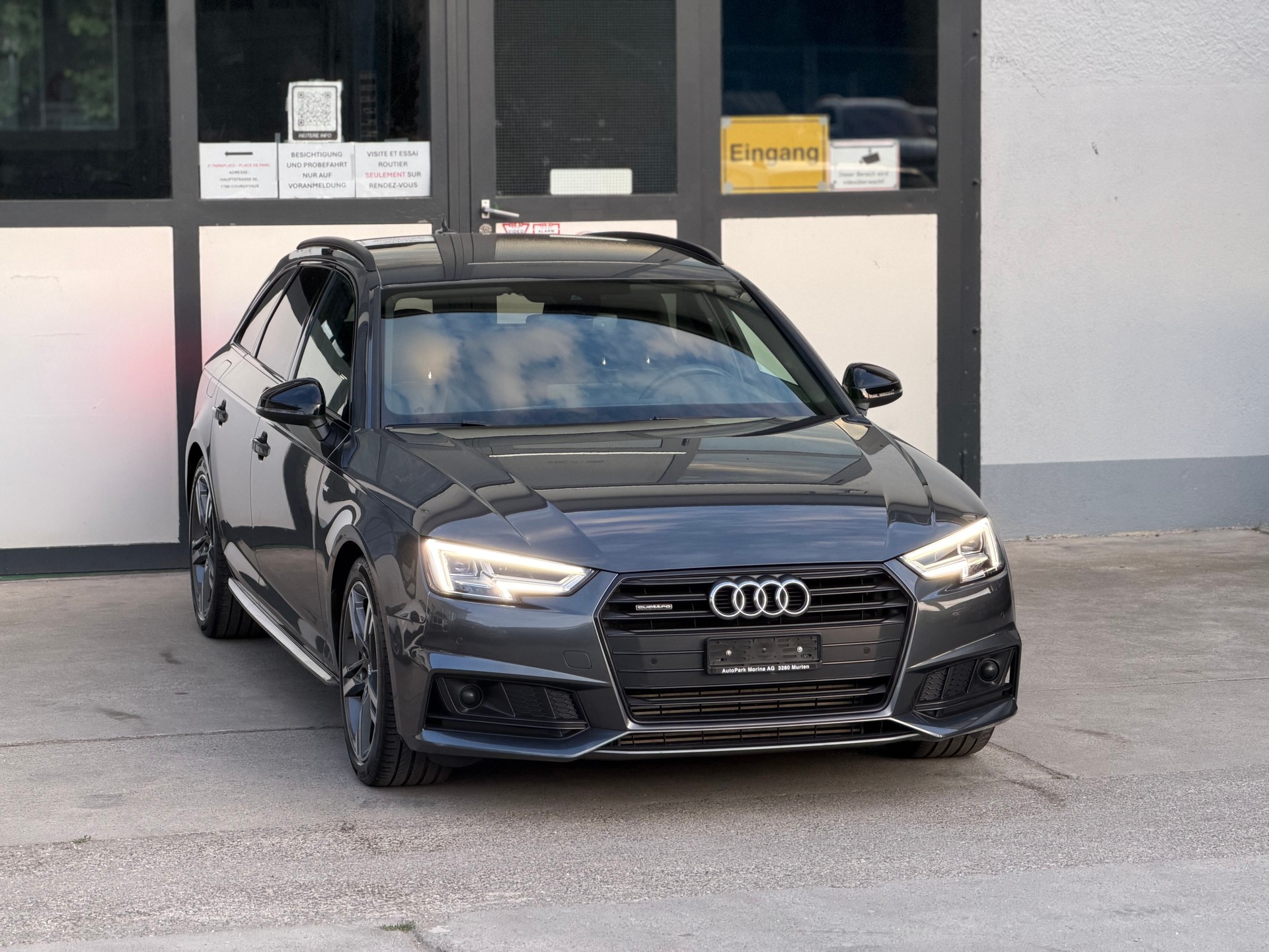 AUDI A4 Avant 2.0 TFSI Sport quattro S-tronic-showroom-element-3