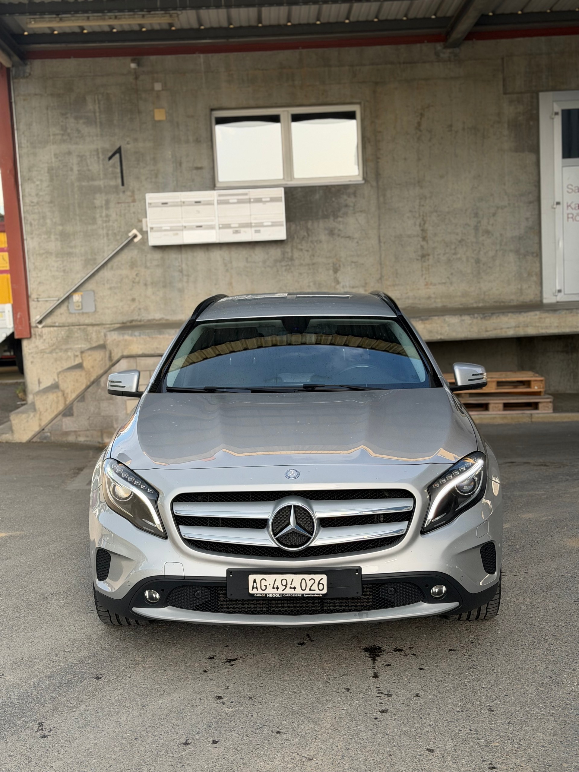 MERCEDES-BENZ GLA 200 CDI Urban 7G-DCT-image-1