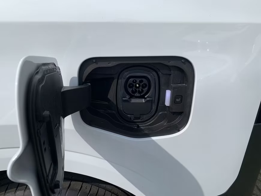 FORD E-Transit Courier Van Trend 43,5kWh-image-5