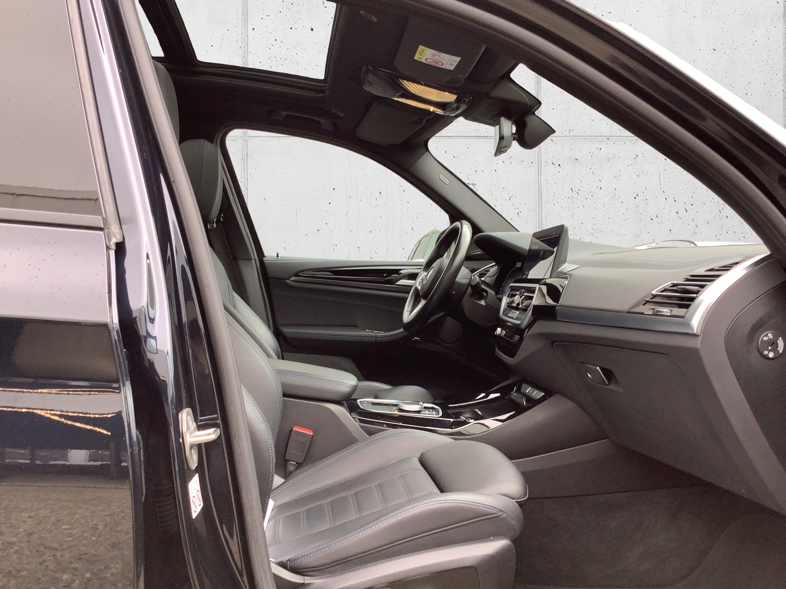 BMW iX3 Impressive-image-18