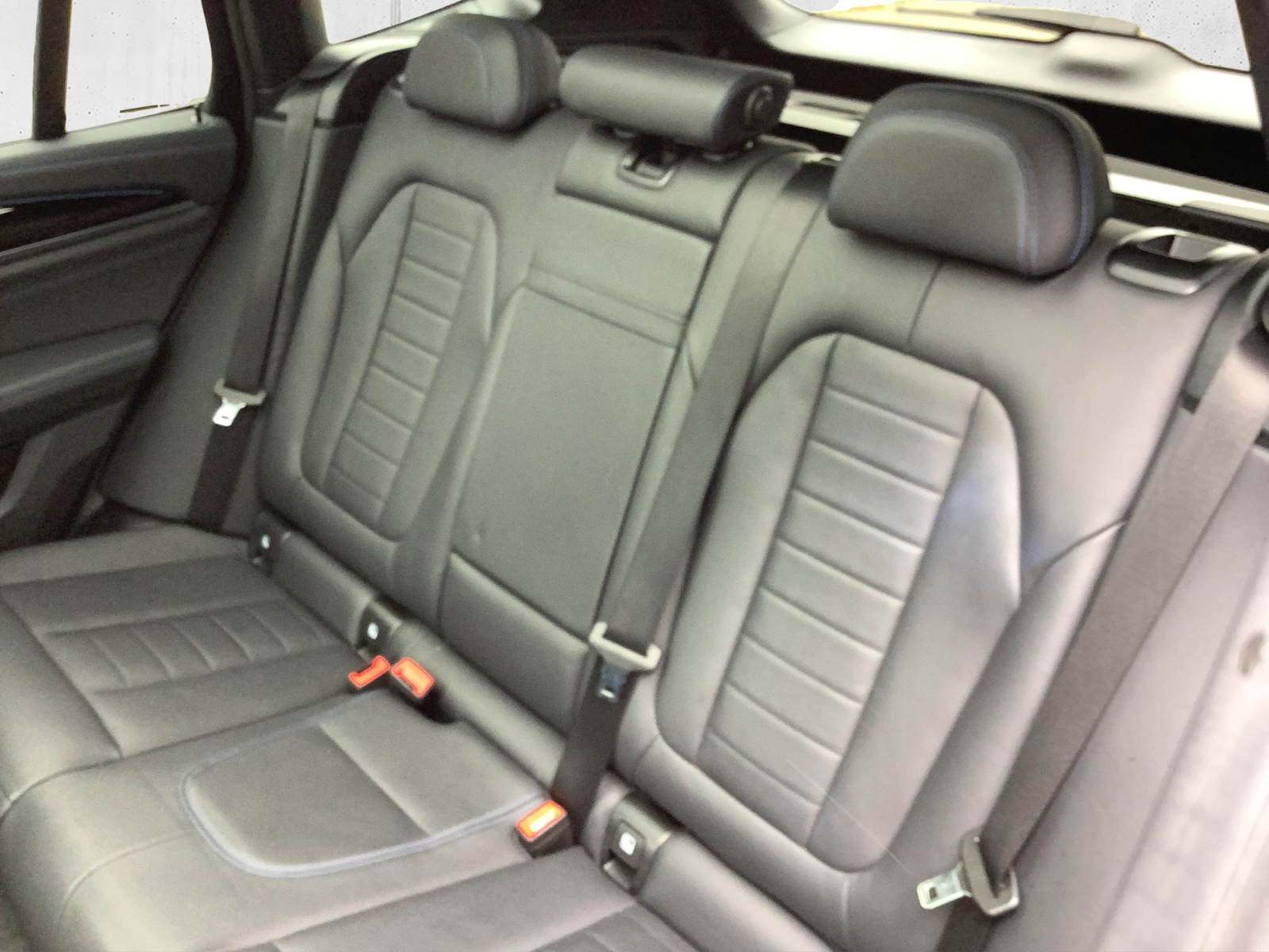 BMW iX3 Impressive-image-19