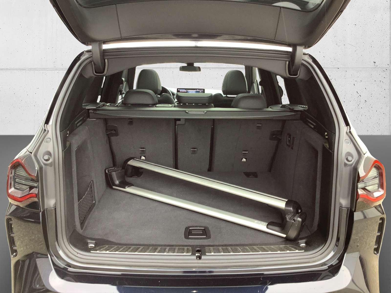 BMW iX3 Impressive-image-9