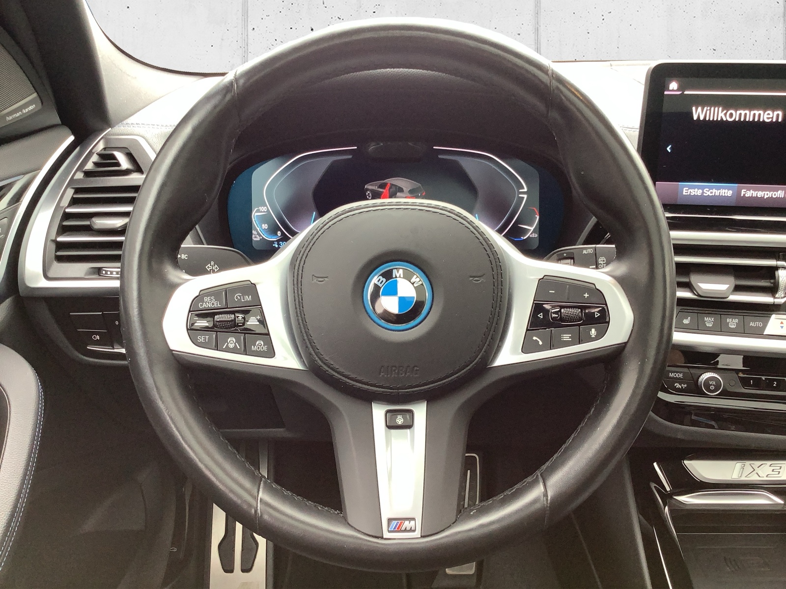 BMW iX3 Impressive-image-14