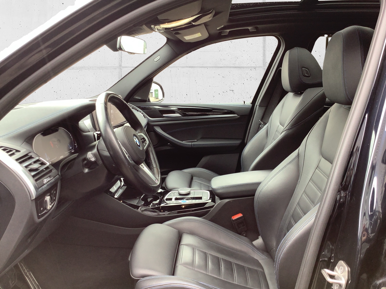 BMW iX3 Impressive-image-12