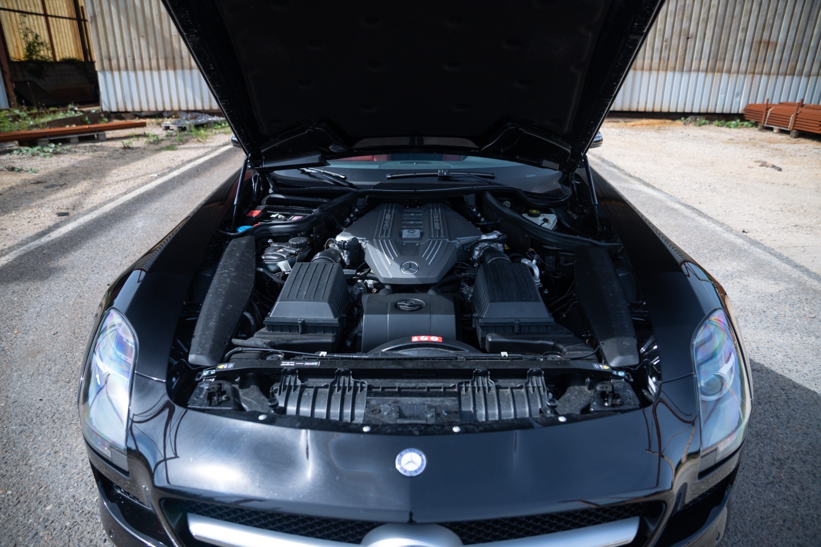 MERCEDES-BENZ SLS 63 AMG Speedshift-image-15