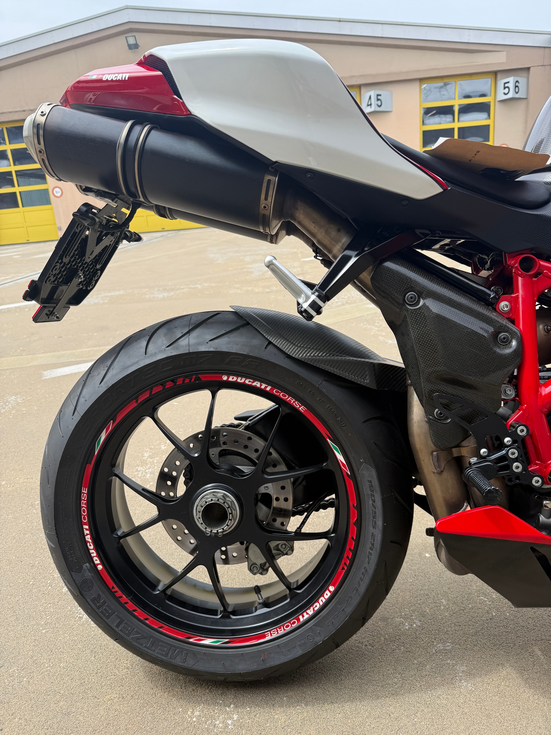 DUCATI 1098 S-image-7