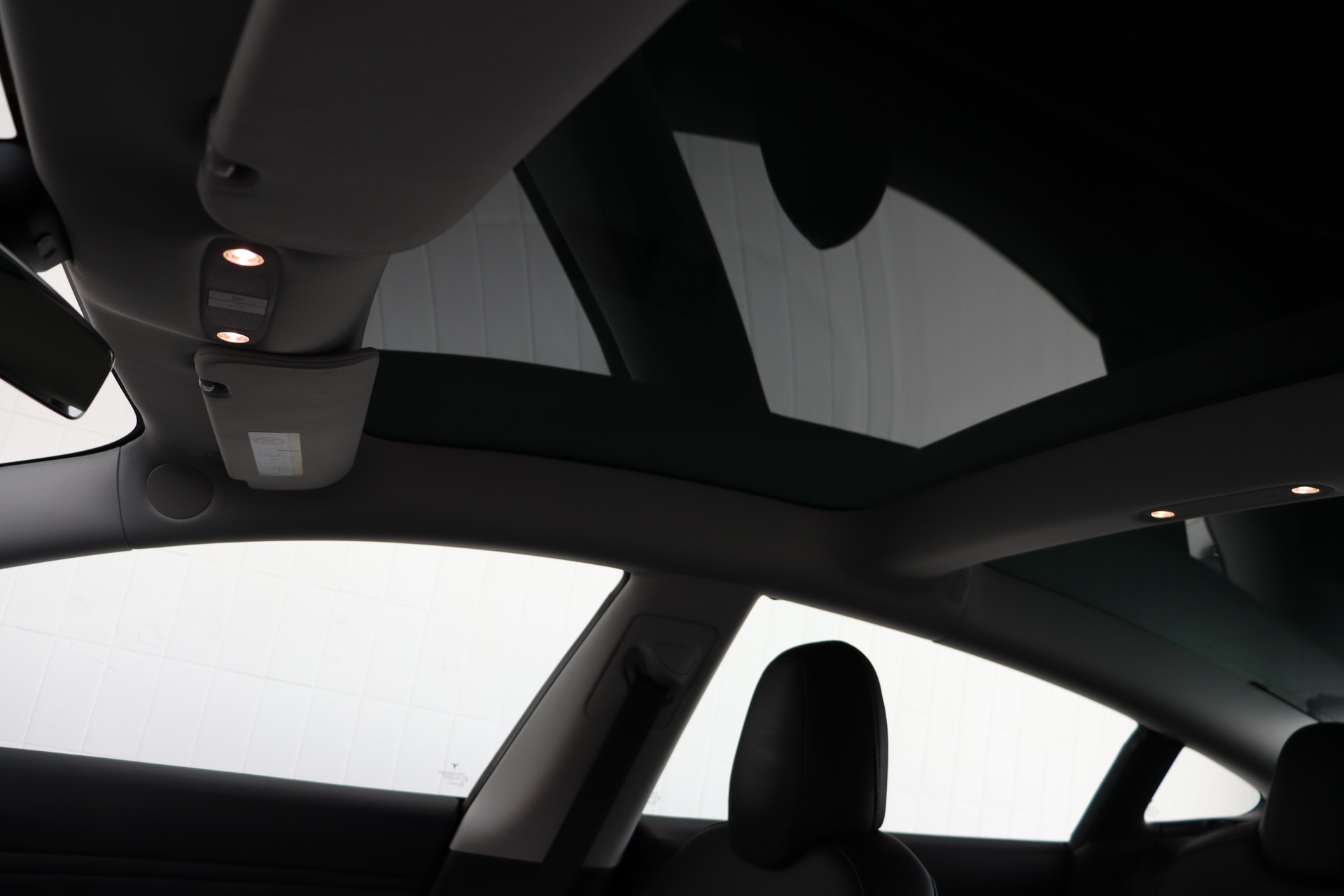 TESLA Model 3 Long Range Dual Motor AWD-image-19