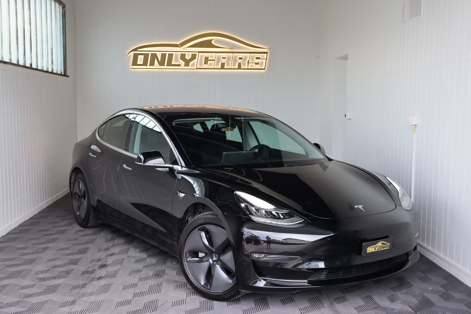 TESLA Model 3 Long Range Dual Motor AWD