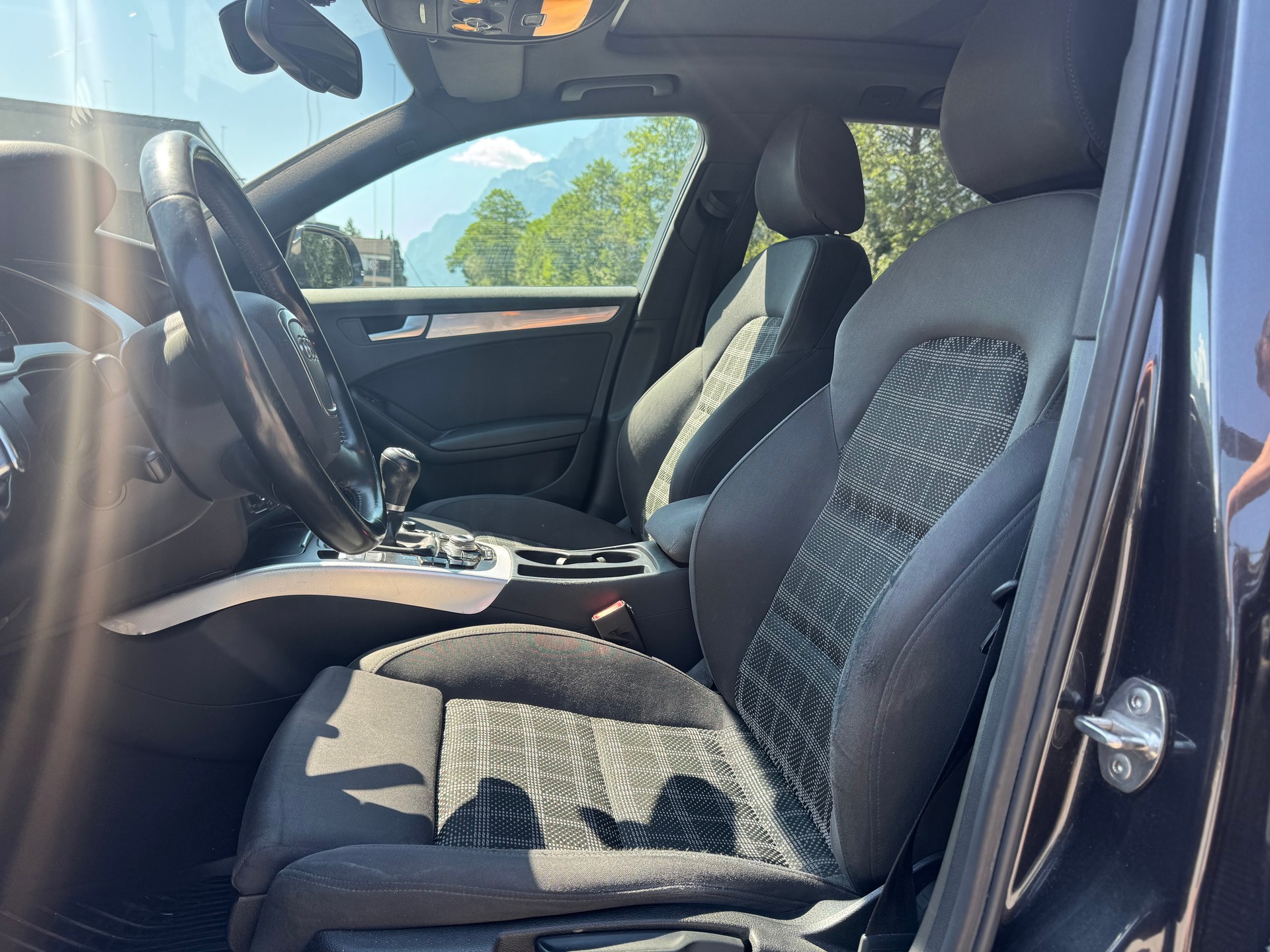 AUDI A4 Avant 2.0 TFSI-image-13