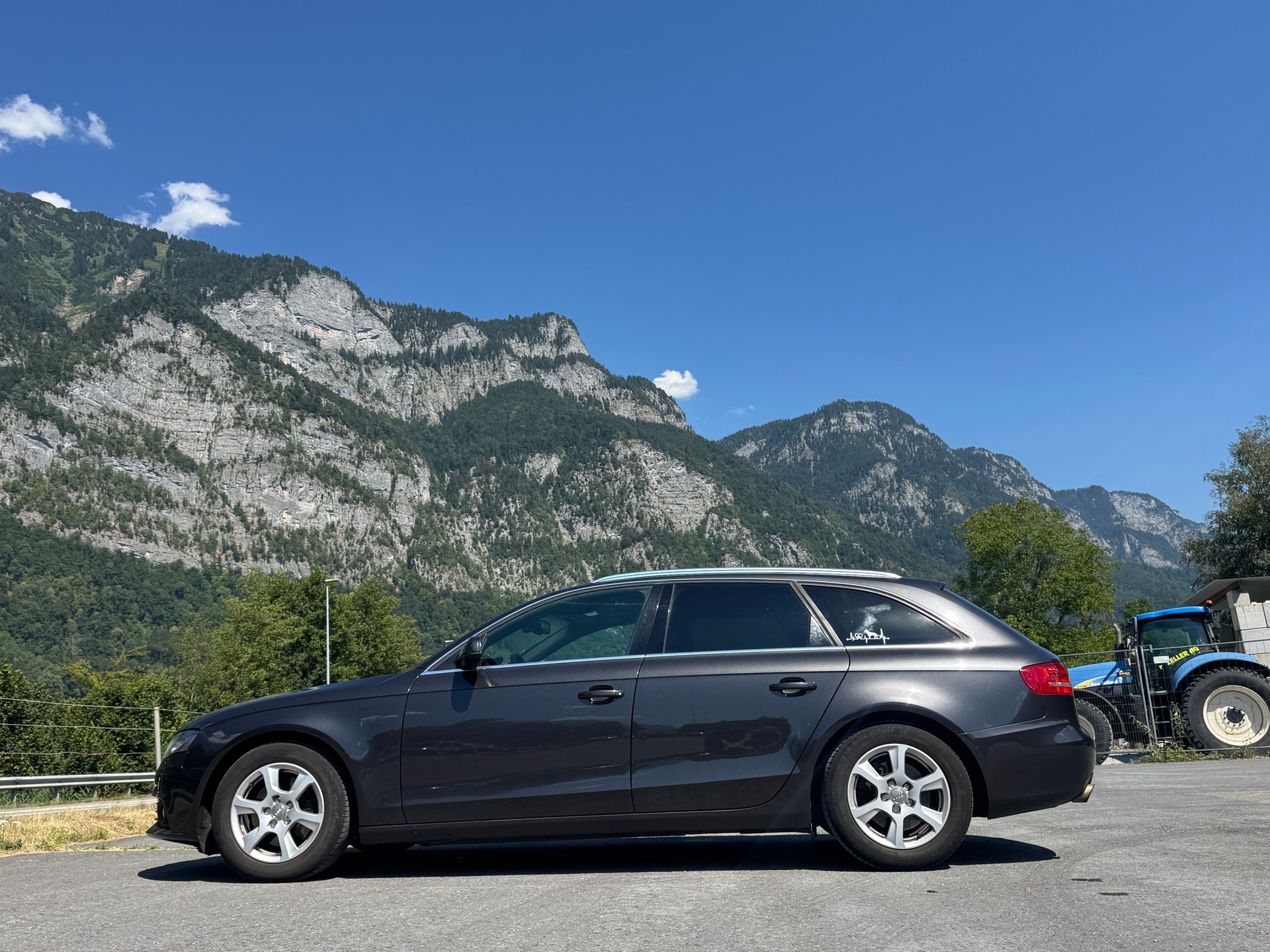 AUDI A4 Avant 2.0 TFSI-image-4