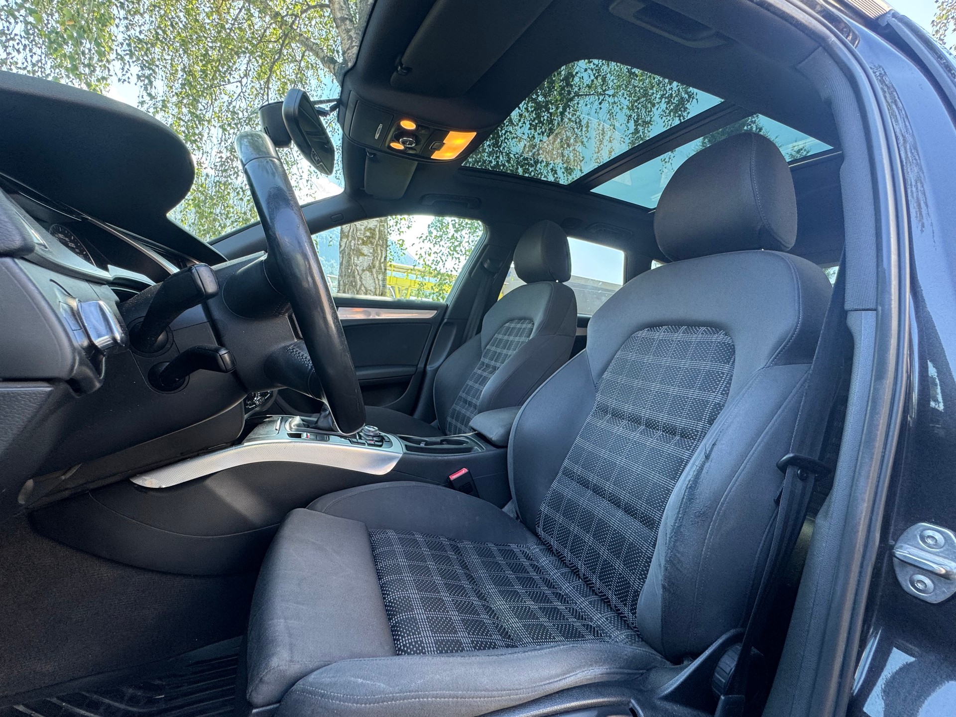 AUDI A4 Avant 2.0 TFSI-image-8