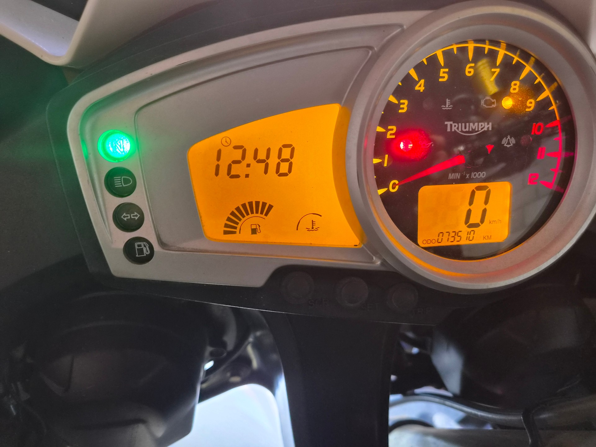 TRIUMPH Tiger 1050-image-5