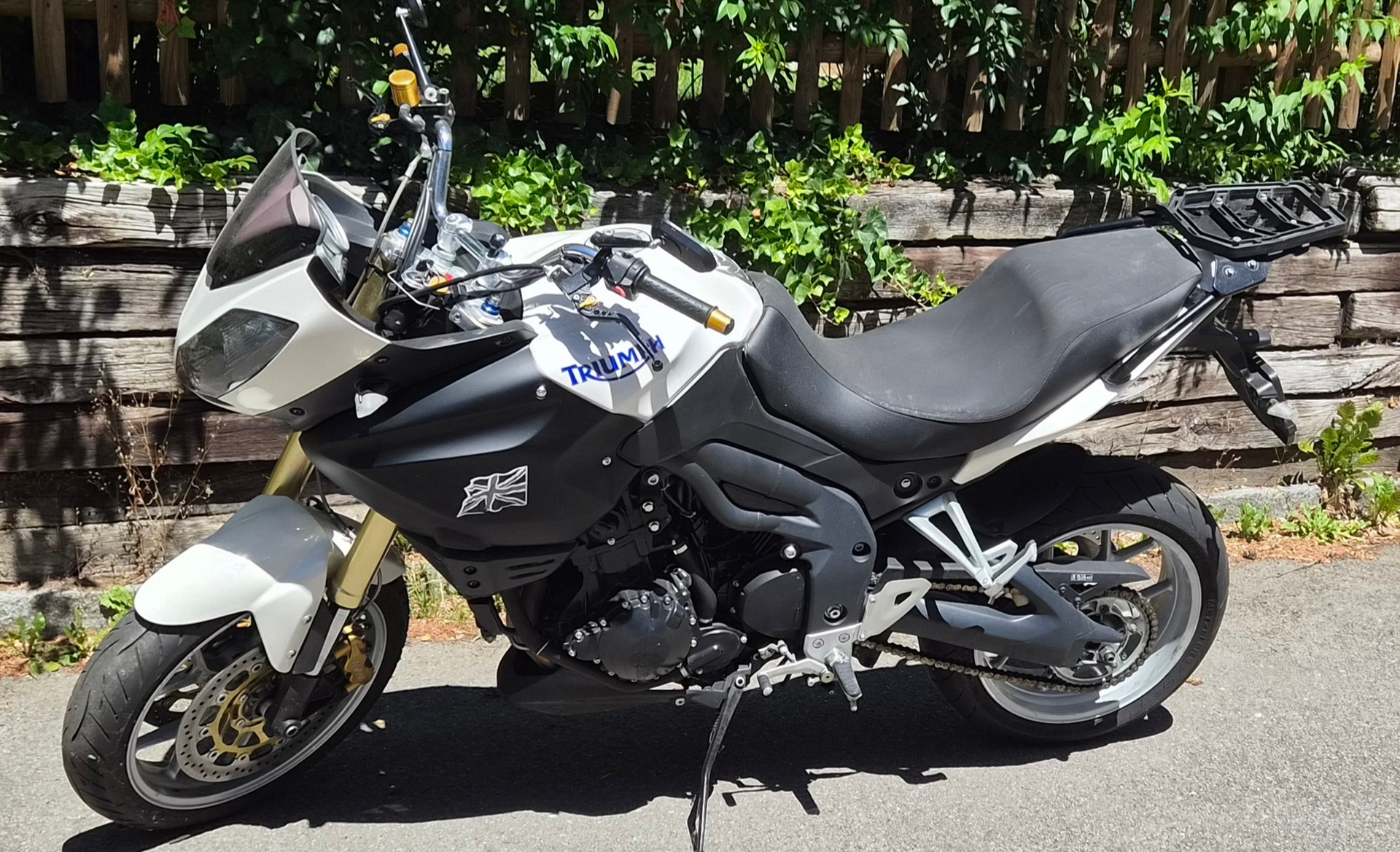 TRIUMPH Tiger 1050-image-0