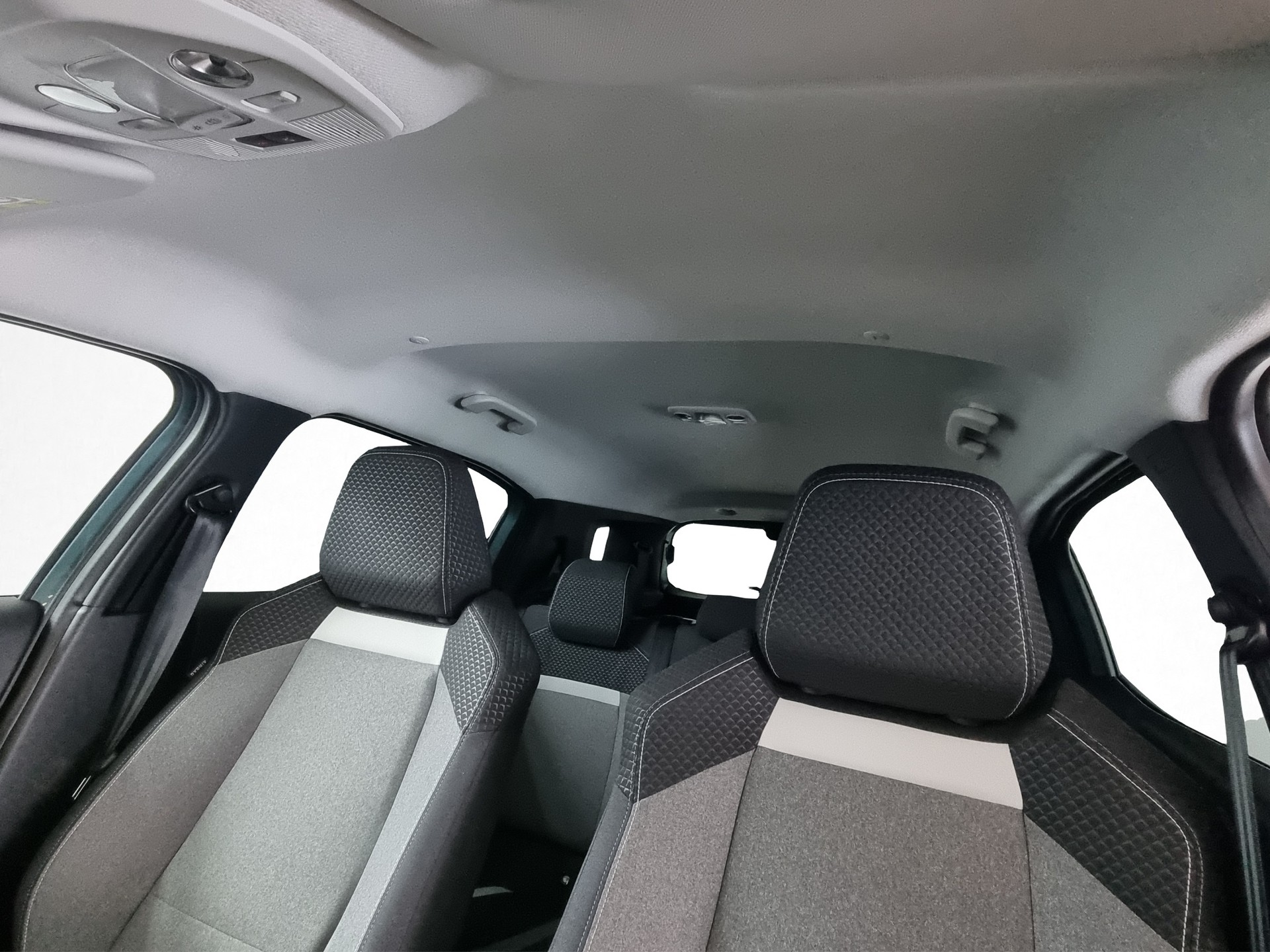 OPEL Frontera 1.2i MHEV GS 7-Plätzer-image-12