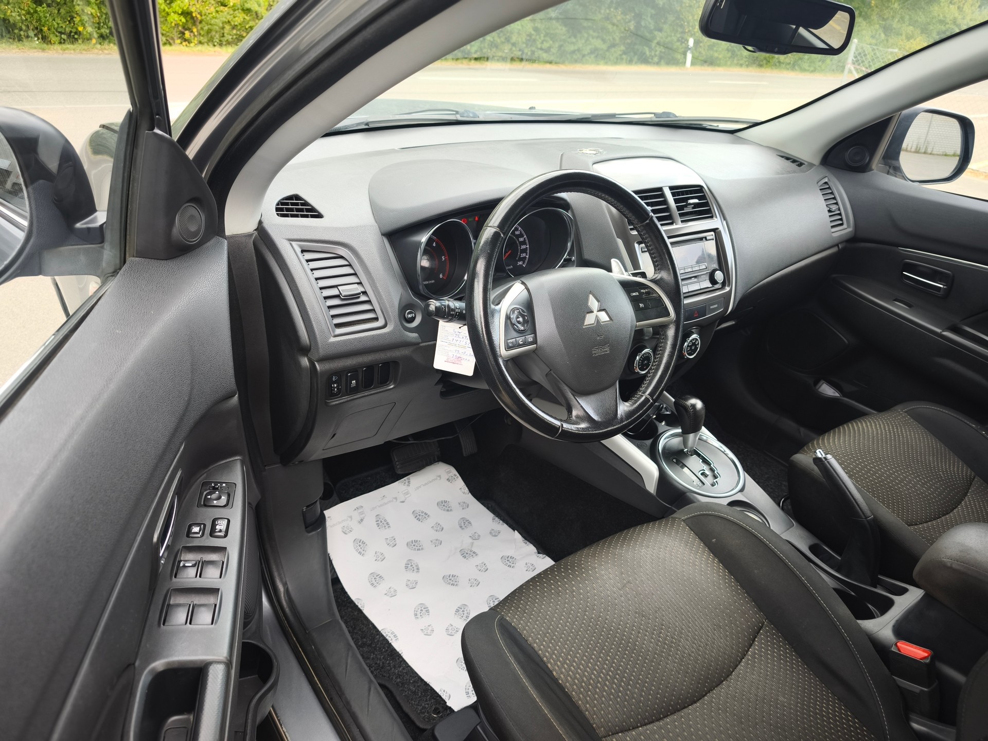 MITSUBISHI ASX 2.2 DID Navigator 4WD Automatic-image-11