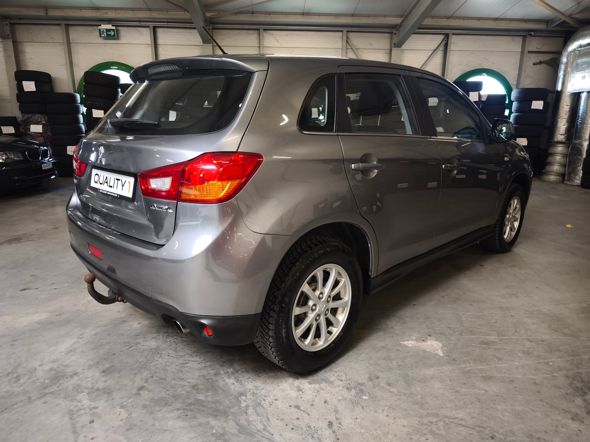 MITSUBISHI ASX 2.2 DID Navigator 4WD Automatic-image-2