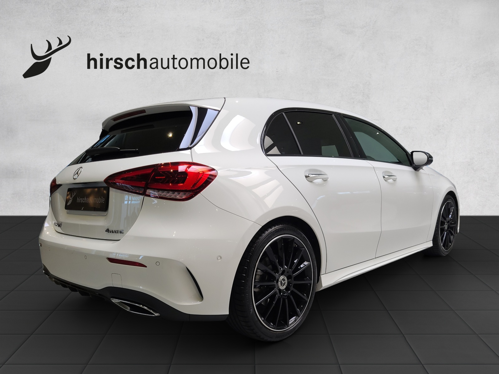 MERCEDES-BENZ A 250 4Matic AMG Line 4Matic 7G-DCT-showroom-element-3