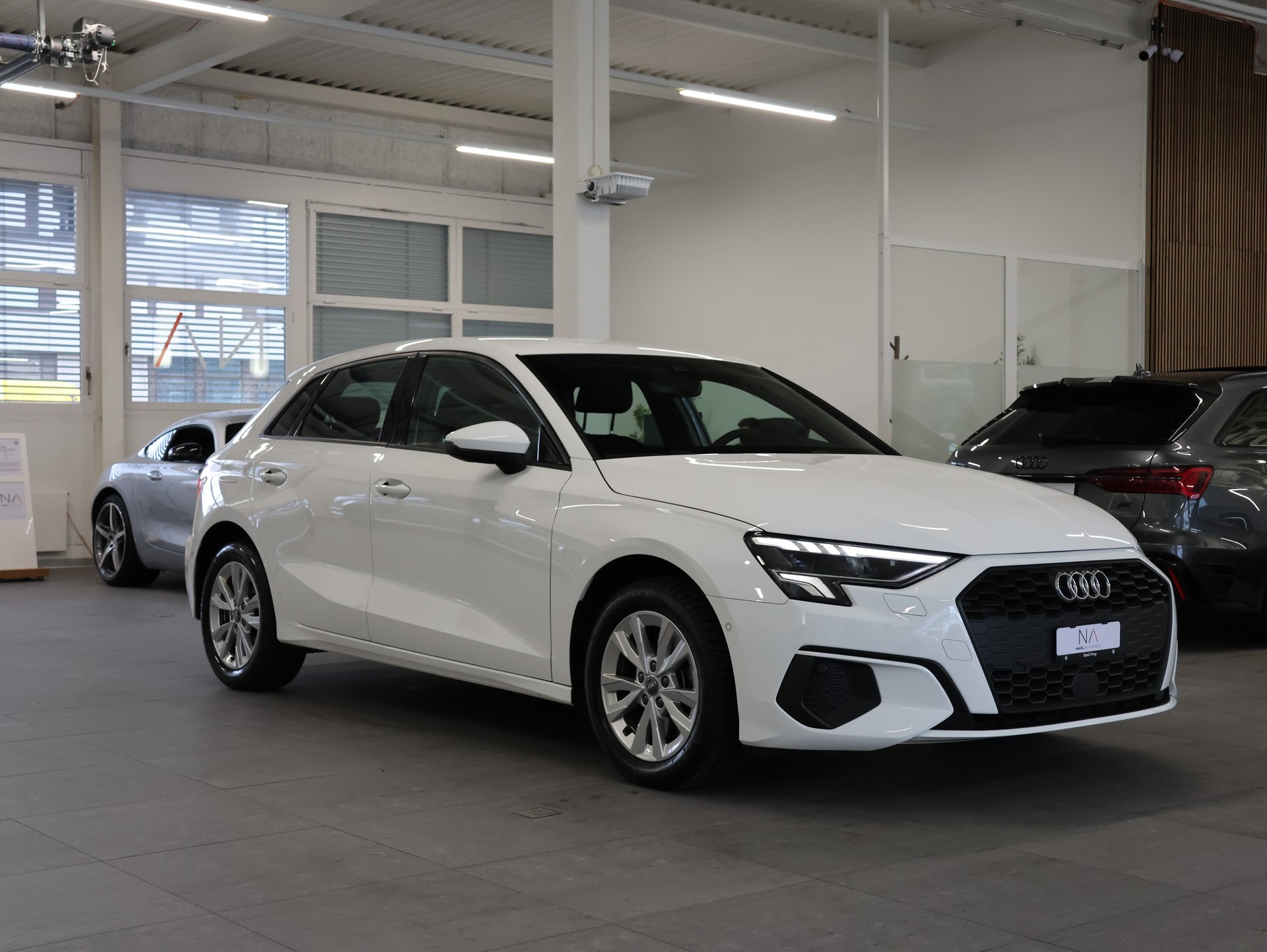 AUDI A3 Sportback 35 TFSI S line Attraction S-tronic *Rückfahrkamera* *Sitzheizung*-showroom-element-1