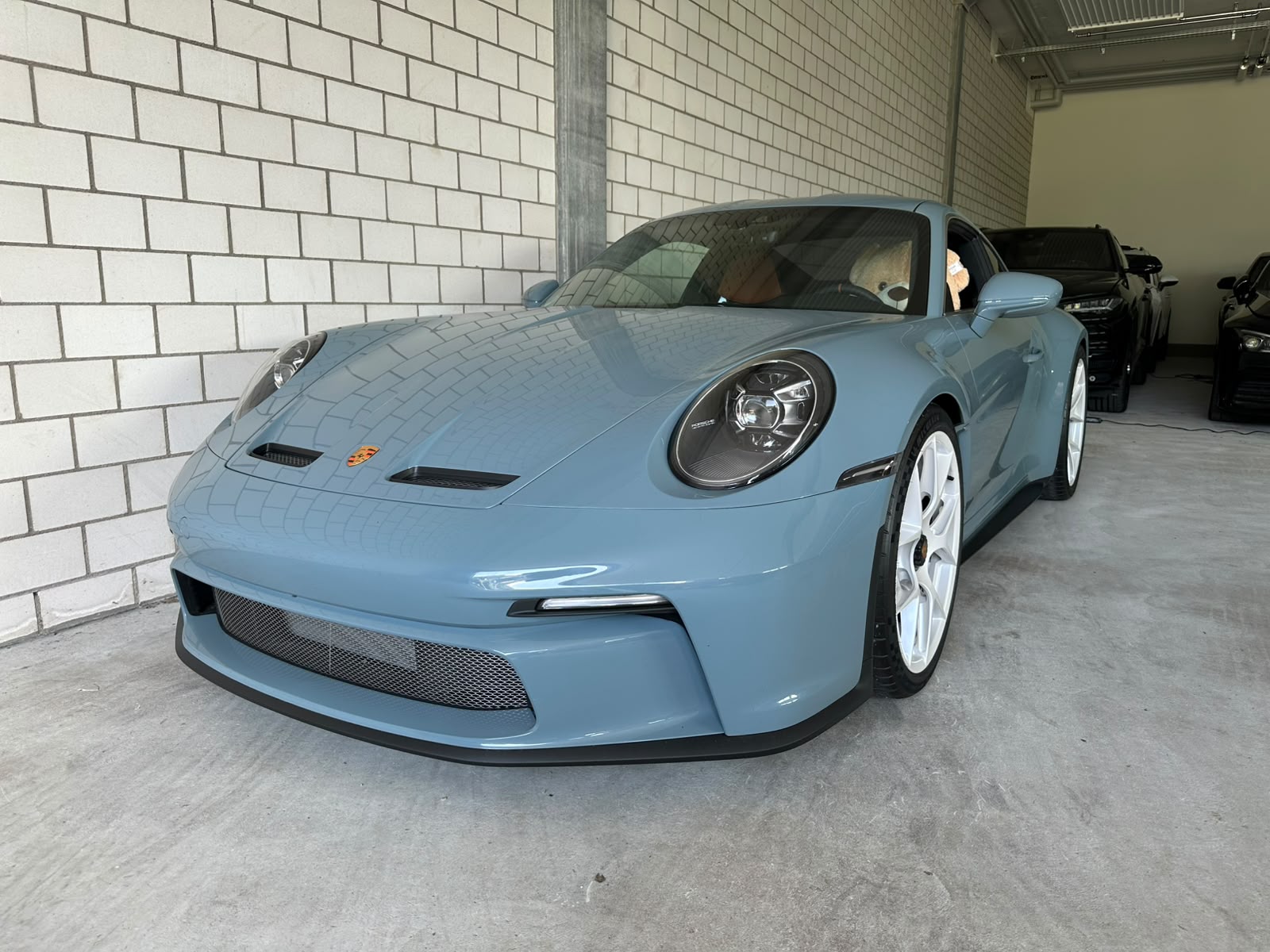 PORSCHE 911 S/T Sondermodell mit Heritage Design Paket "1 of 1.963"-showroom-element-1
