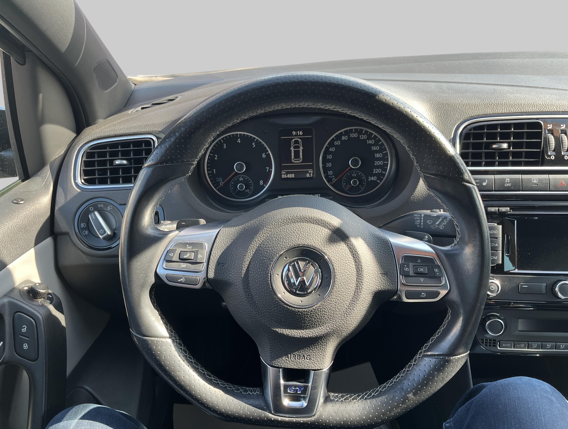 VW Polo 1.4 TSI BlueGT DSG-image-11