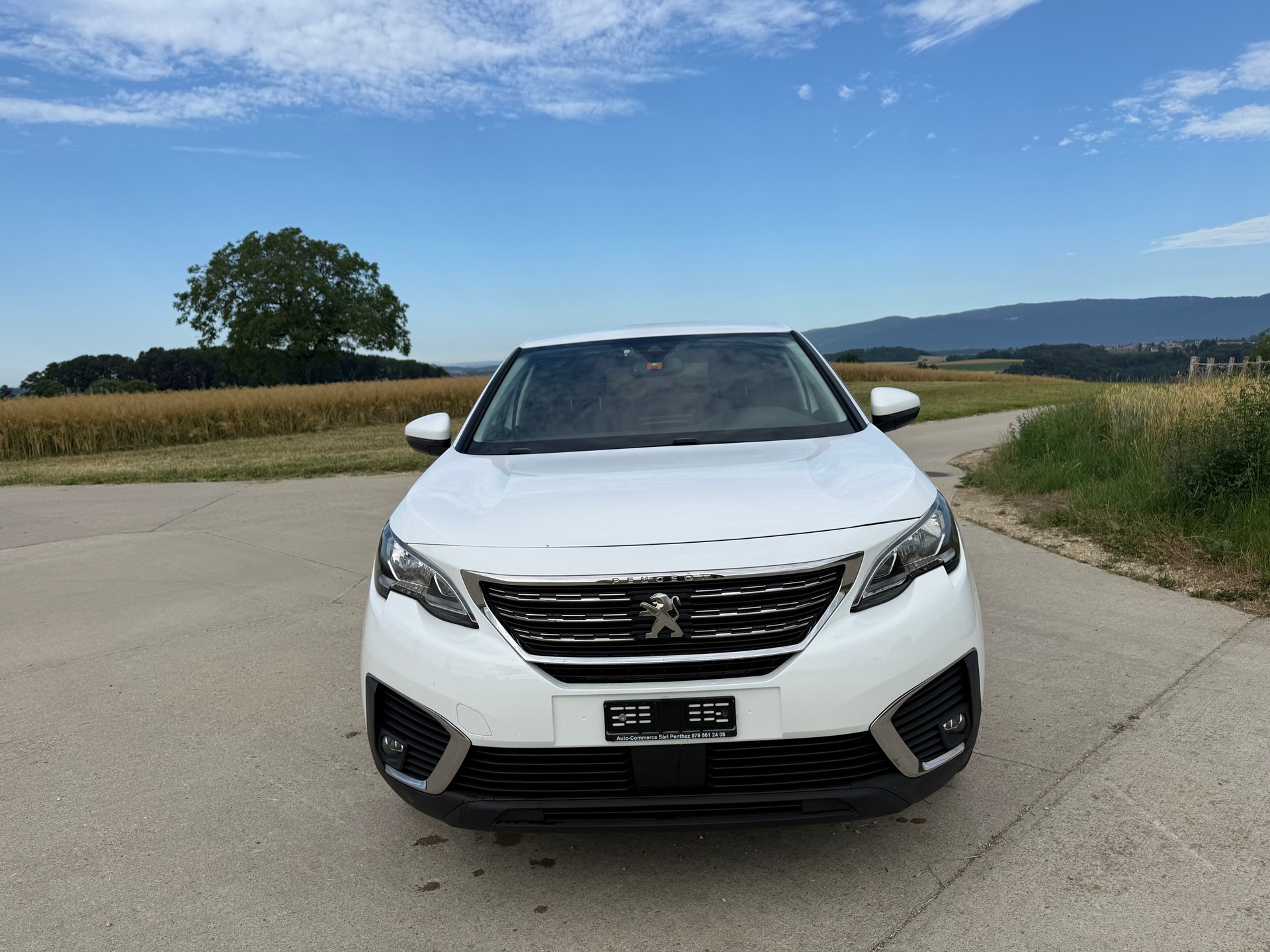 PEUGEOT 5008 1.5 BlueHDi Allure EAT