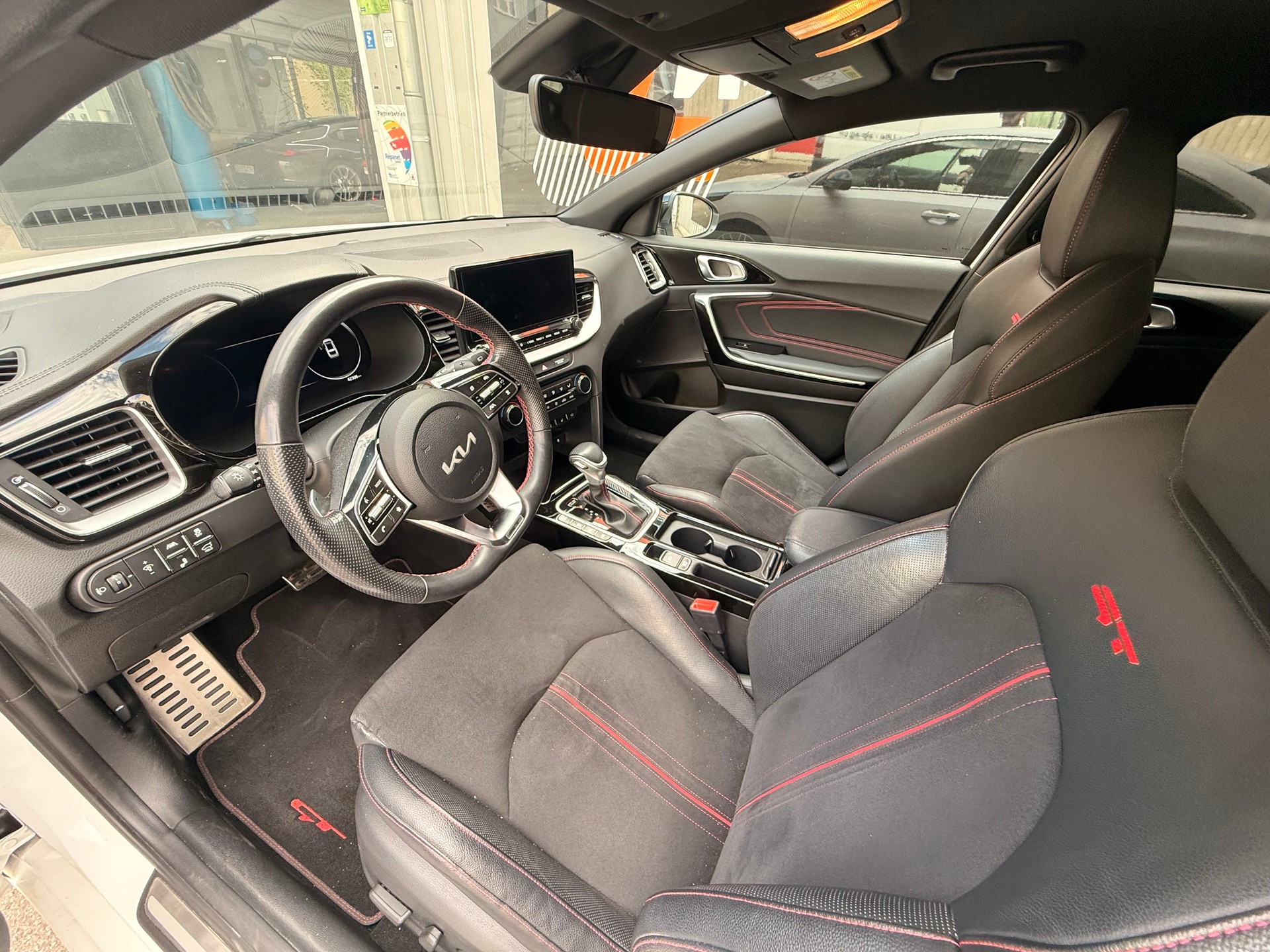 KIA 1.6 T-GDi GT-image-4