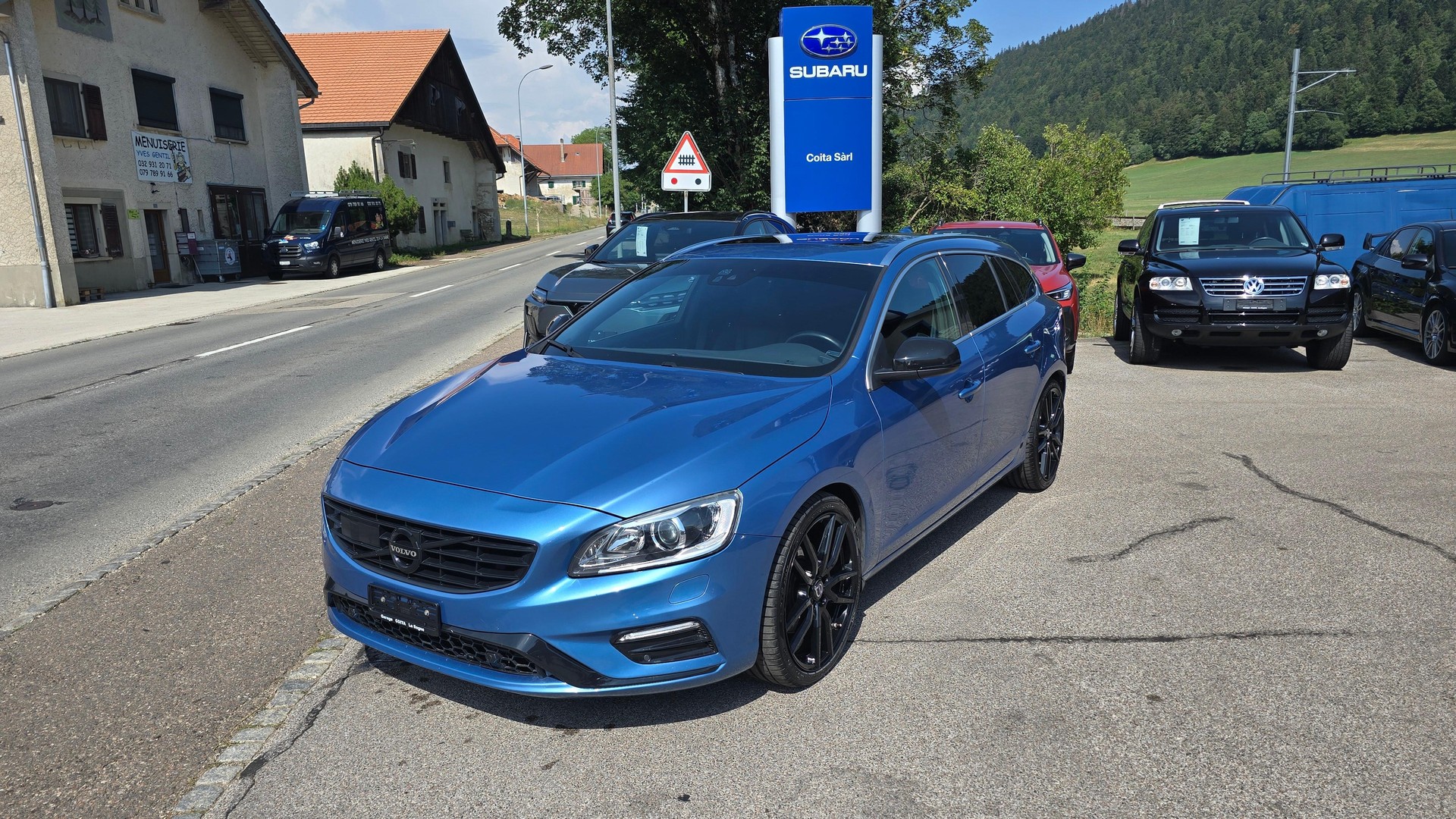 VOLVO V60 2.0 T6 Mome. R-Design AWD S/S
