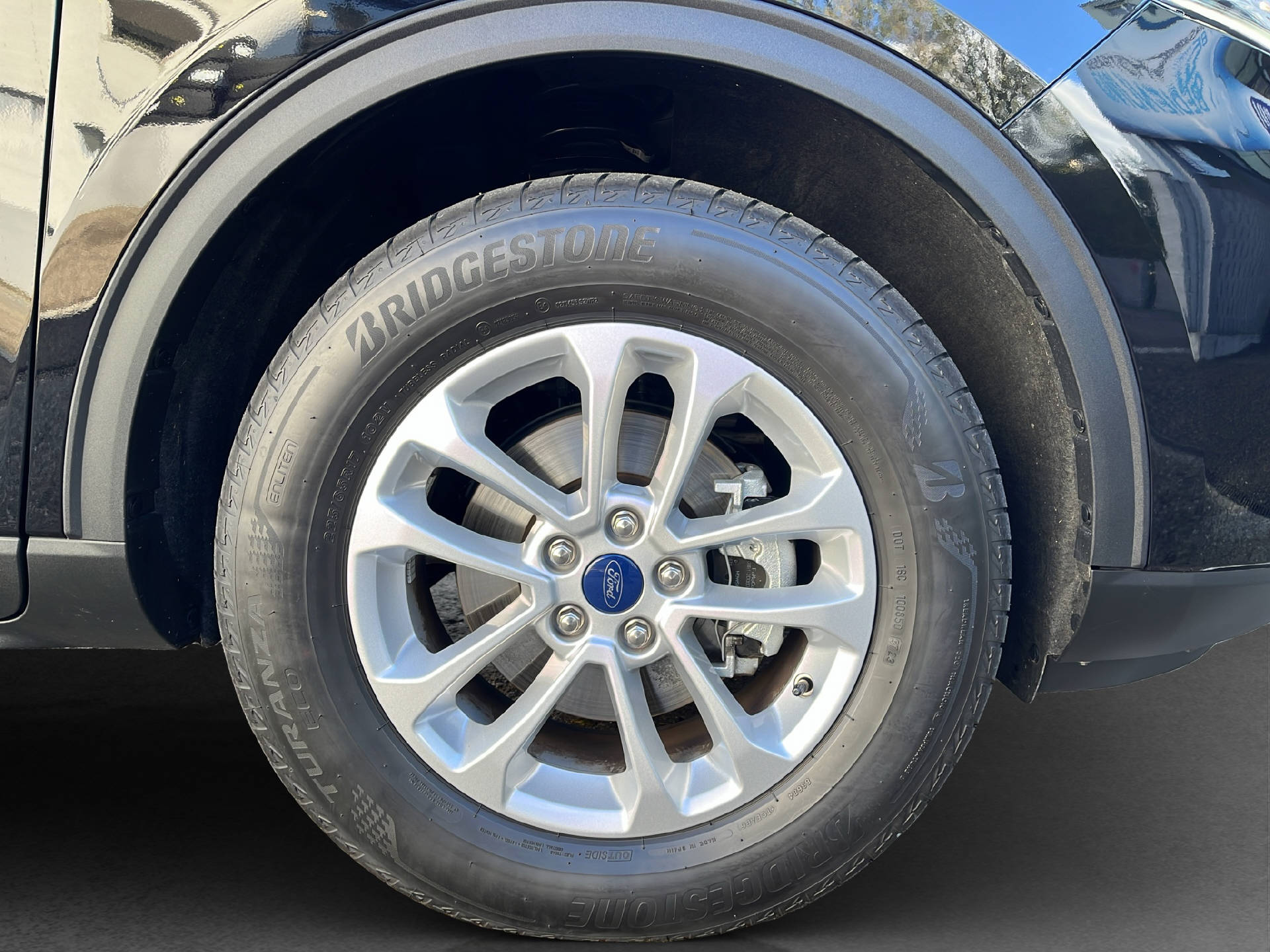 FORD Kuga 2.5 Hybrid Titanium X 4x4-image-23