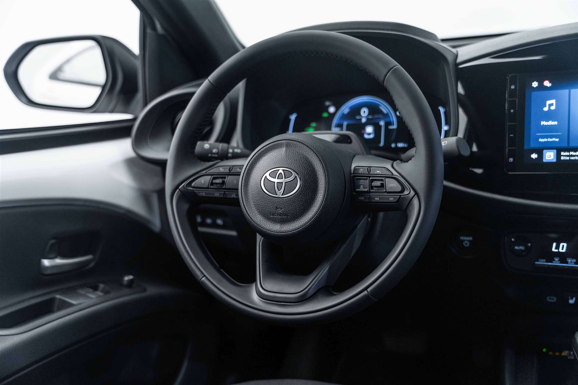 TOYOTA TOYOTA Aygo X 1.5 Comfort NEUES MODELL e-CVT Automat-image-9