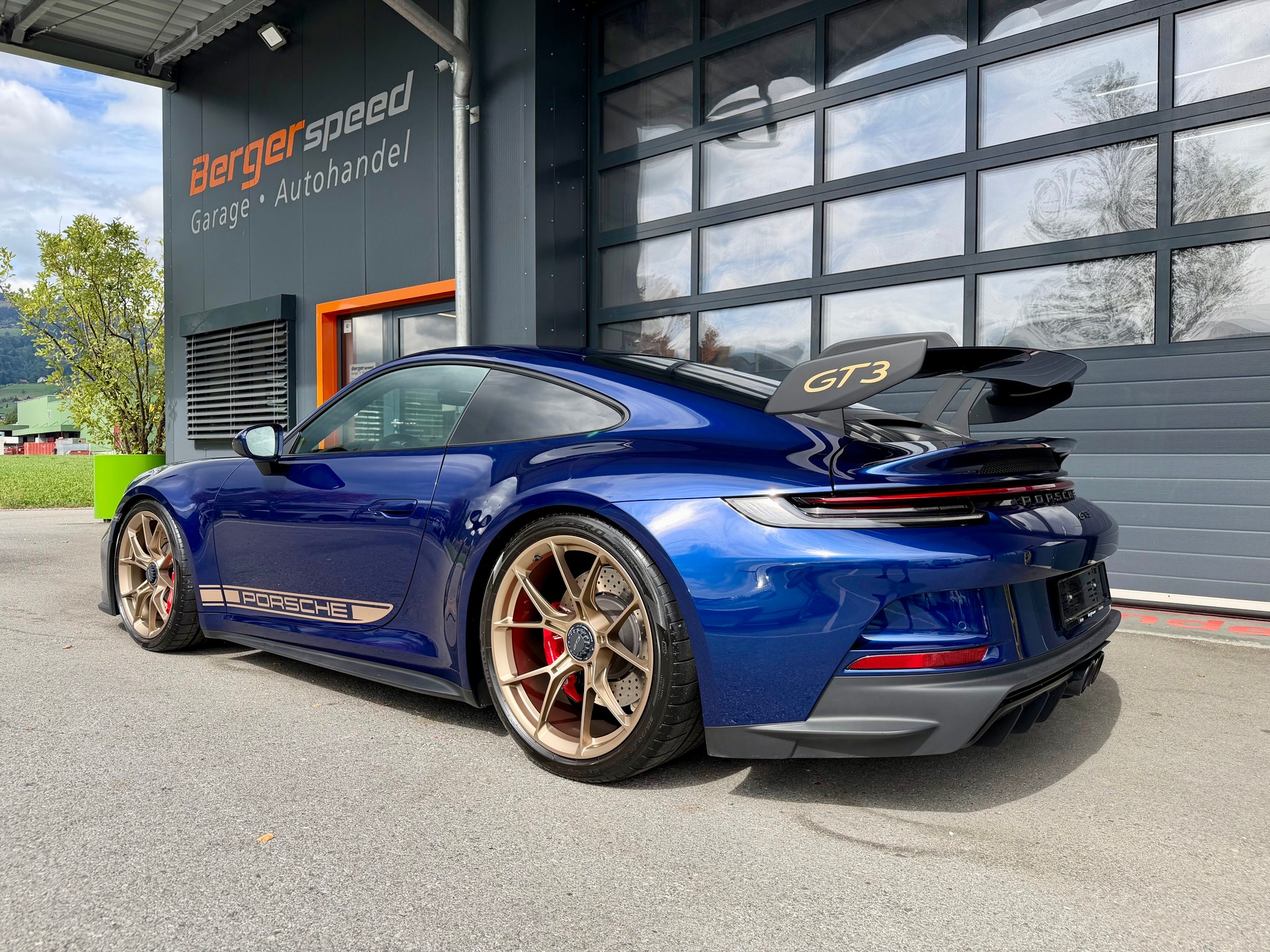 PORSCHE 911 GT3 PDK-showroom-element-2