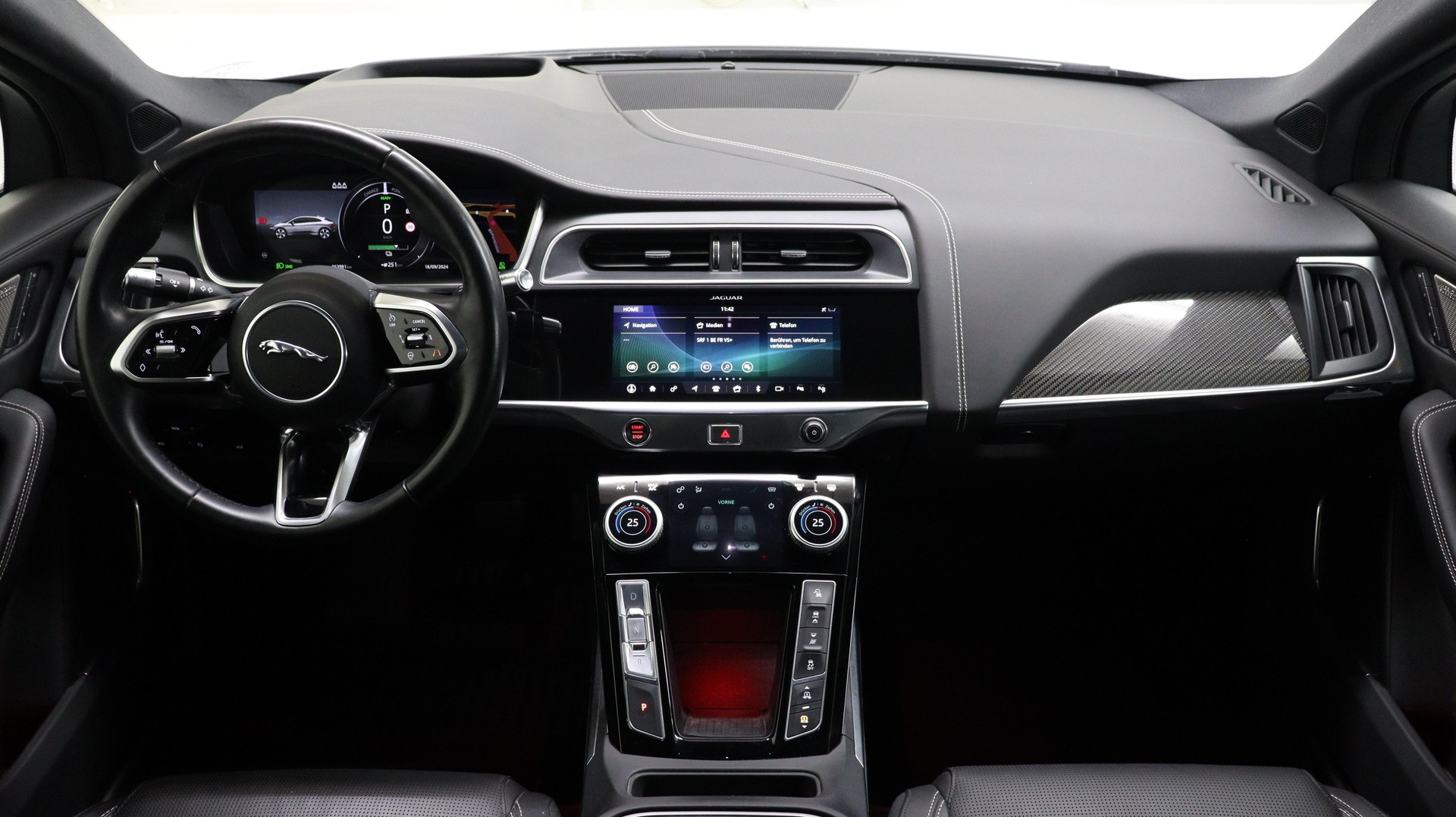 JAGUAR I-Pace EV400 S AWD-showroom-element-3