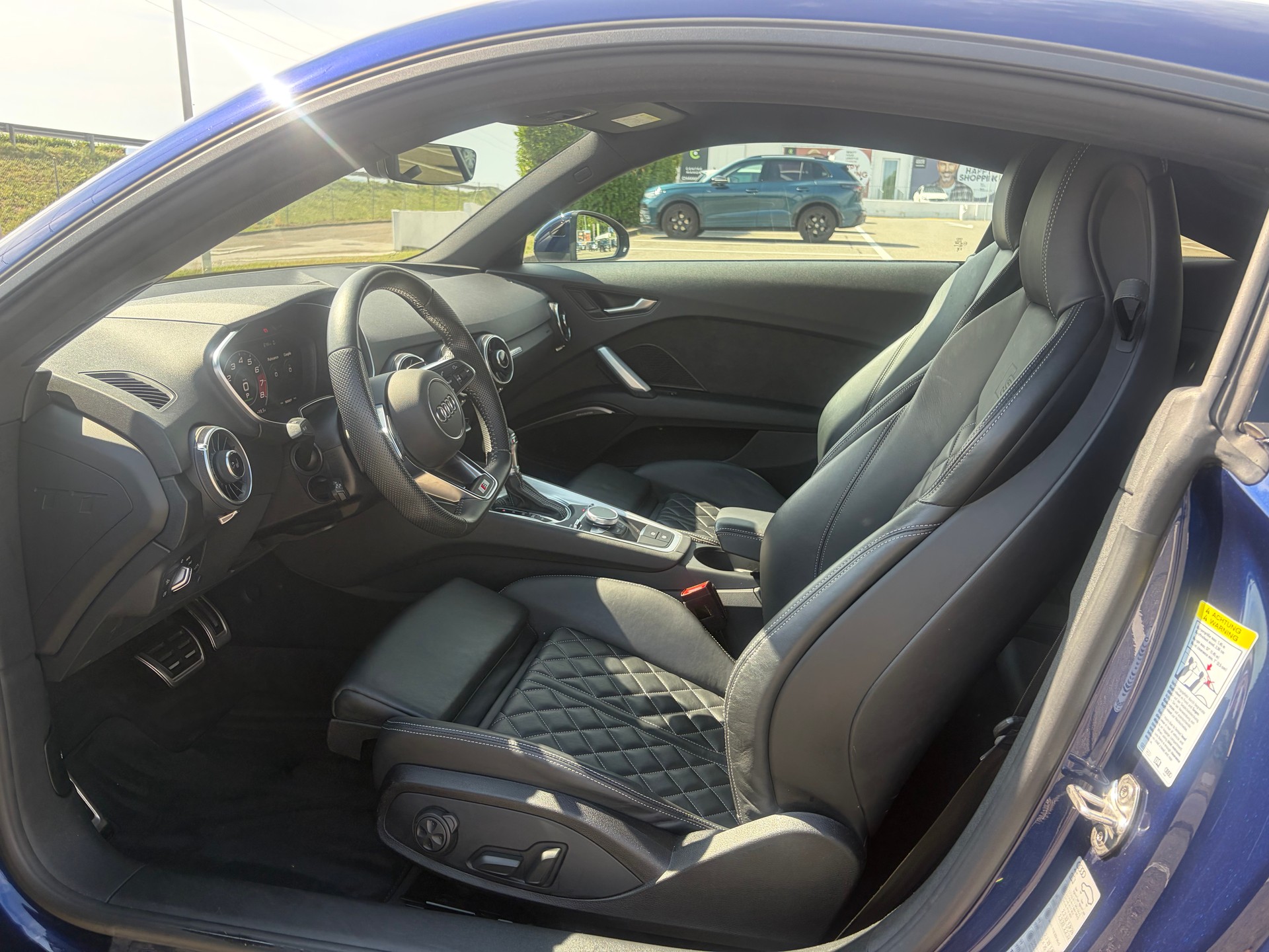 AUDI 2.0 45 TFSI quattro S-Tronic-image-2