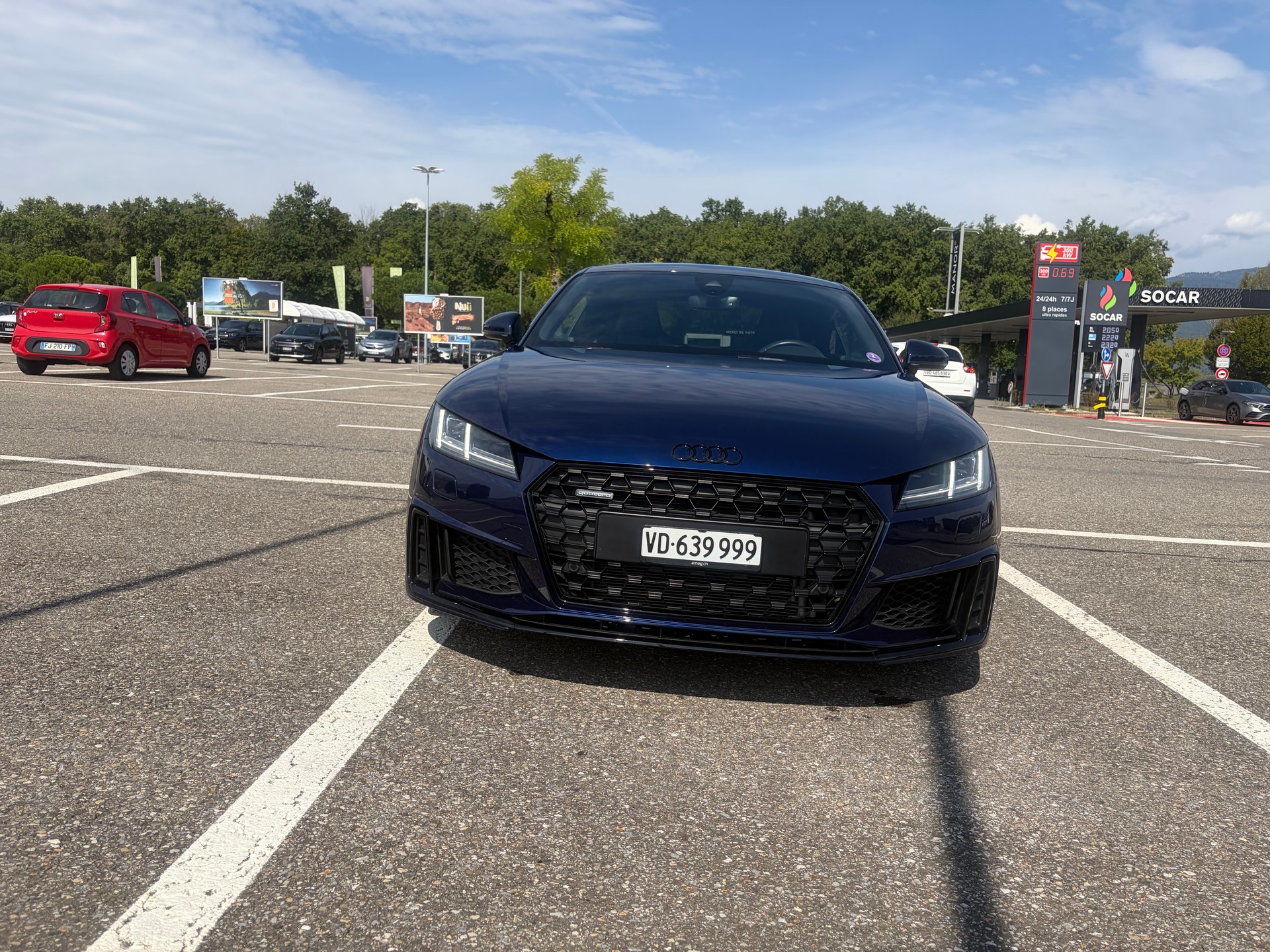 AUDI 2.0 45 TFSI quattro S-Tronic-image-8