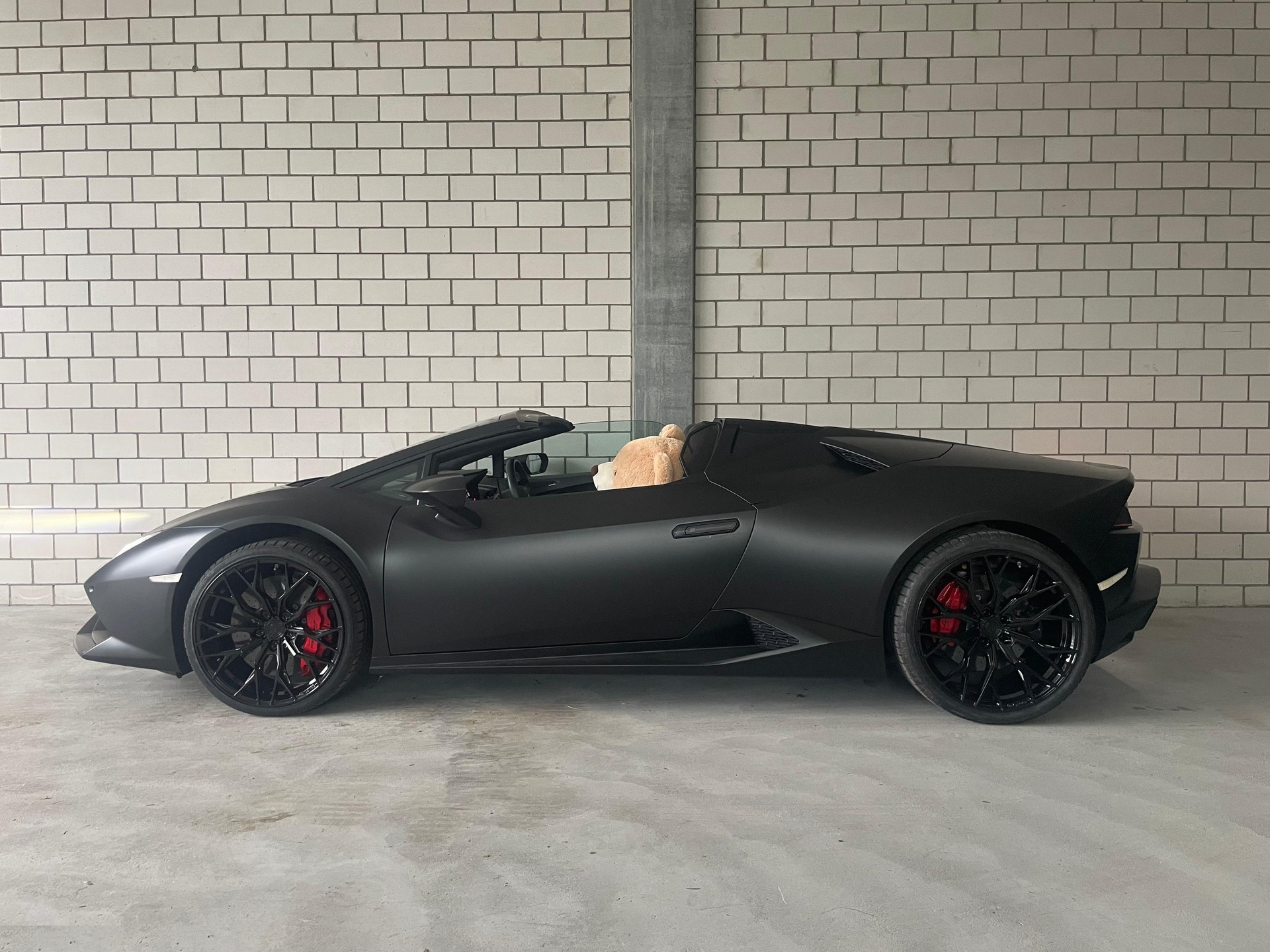 LAMBORGHINI Huracan Spyder DCT RWD Full Carbon + Capristo