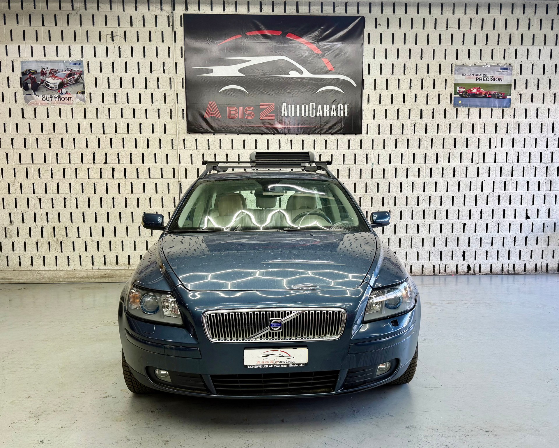 VOLVO V50 T5 AWD Summum-showroom-element-1