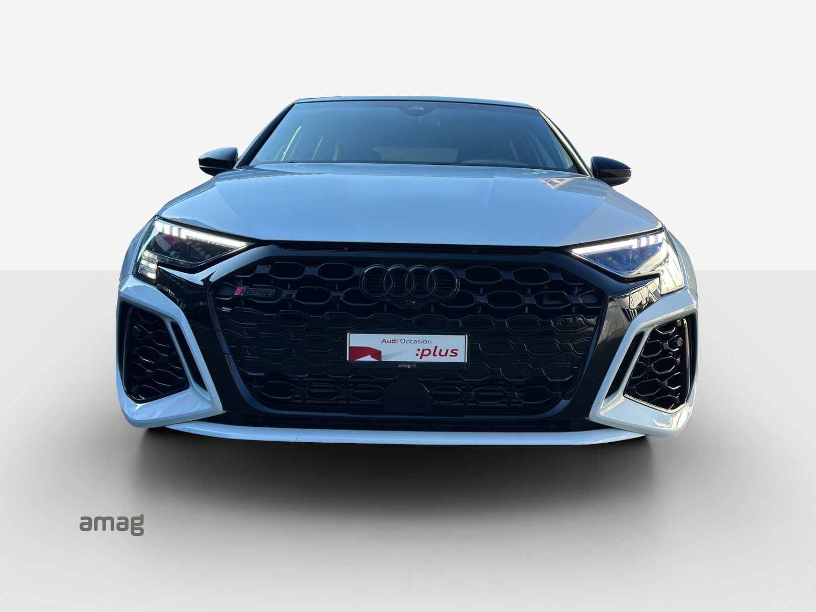 AUDI RS3 Sportback 2.5 TSI quattro S-tronic-image-6