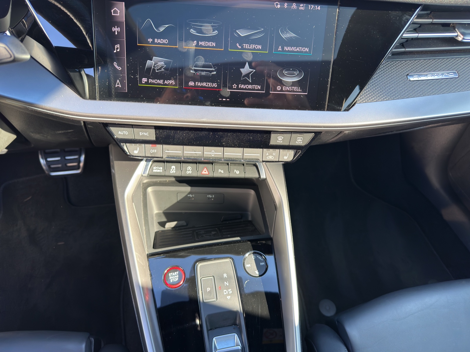 AUDI RS3 Sportback 2.5 TSI quattro S-tronic-image-10