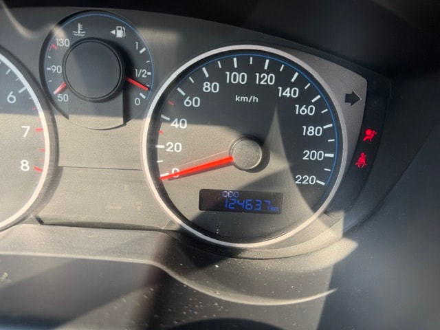 HYUNDAI i20 1.2 Comfort-image-10