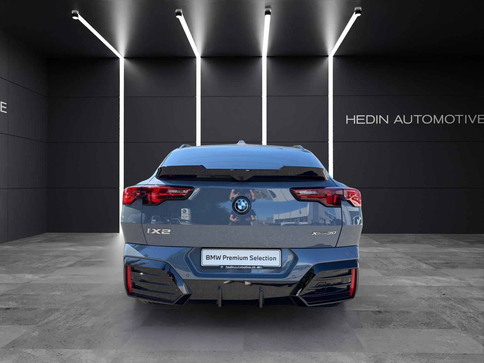 BMW iX2 U10 30 xDrive-image-8