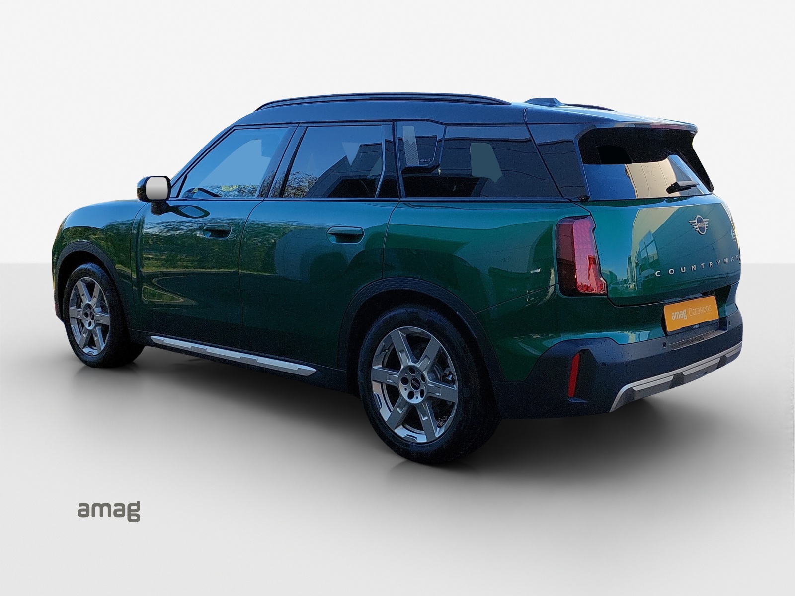 MINI Countryman SE ALL 4-showroom-element-2