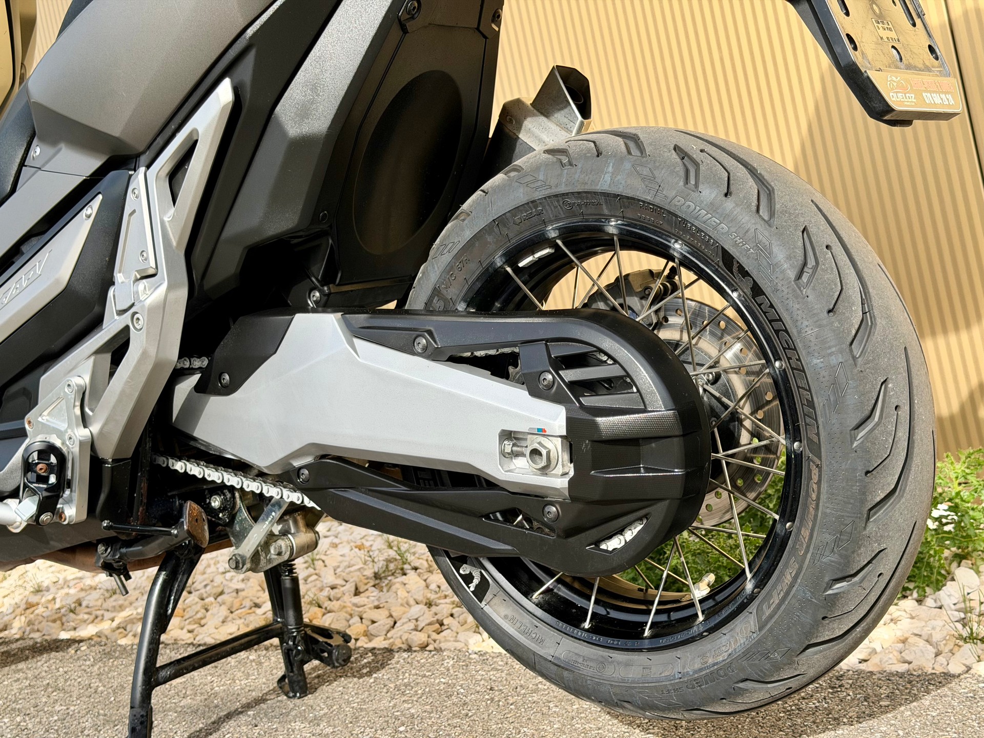 HONDA X-ADV 750 ABS-image-13