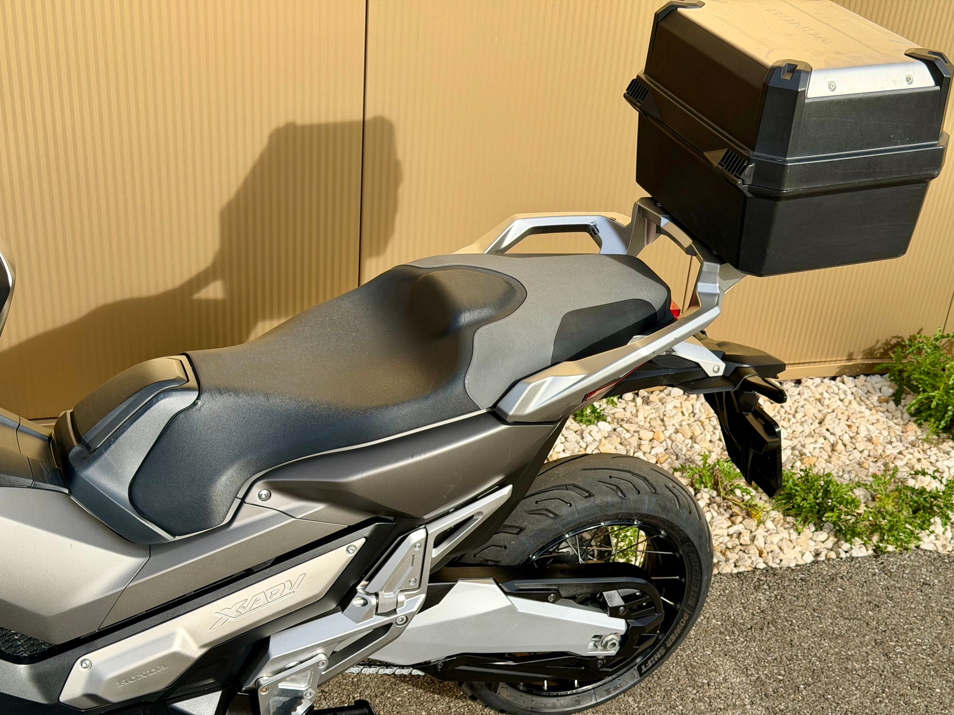 HONDA X-ADV 750 ABS-image-14