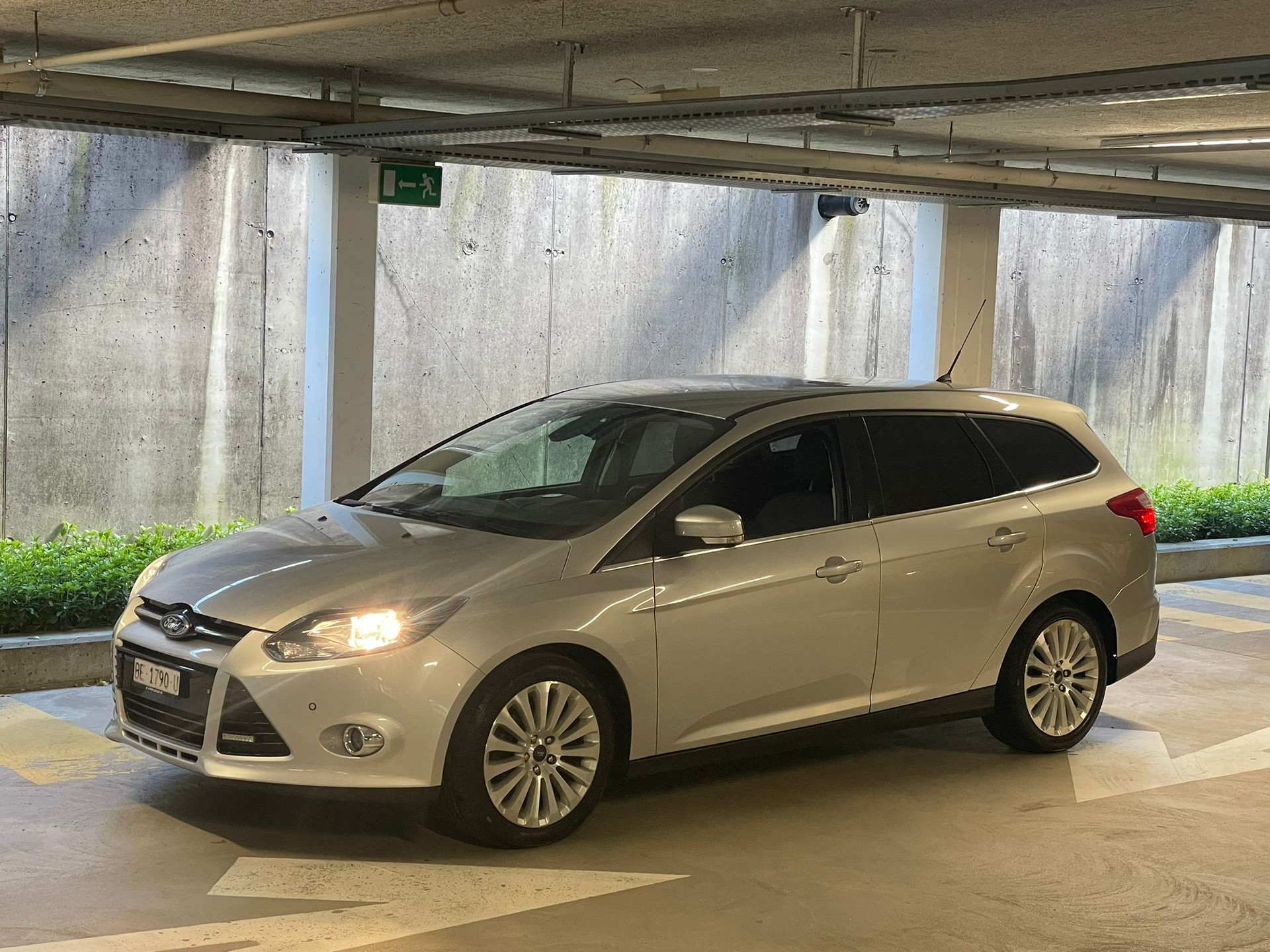 FORD Focus 1.6i VCT Titanium