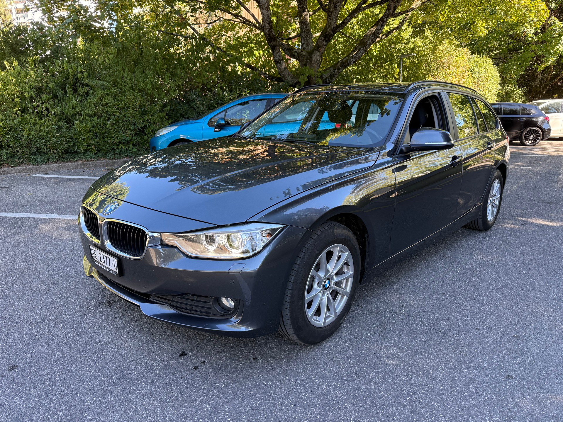 BMW 320d xDrive Touring Modern Line Steptronic