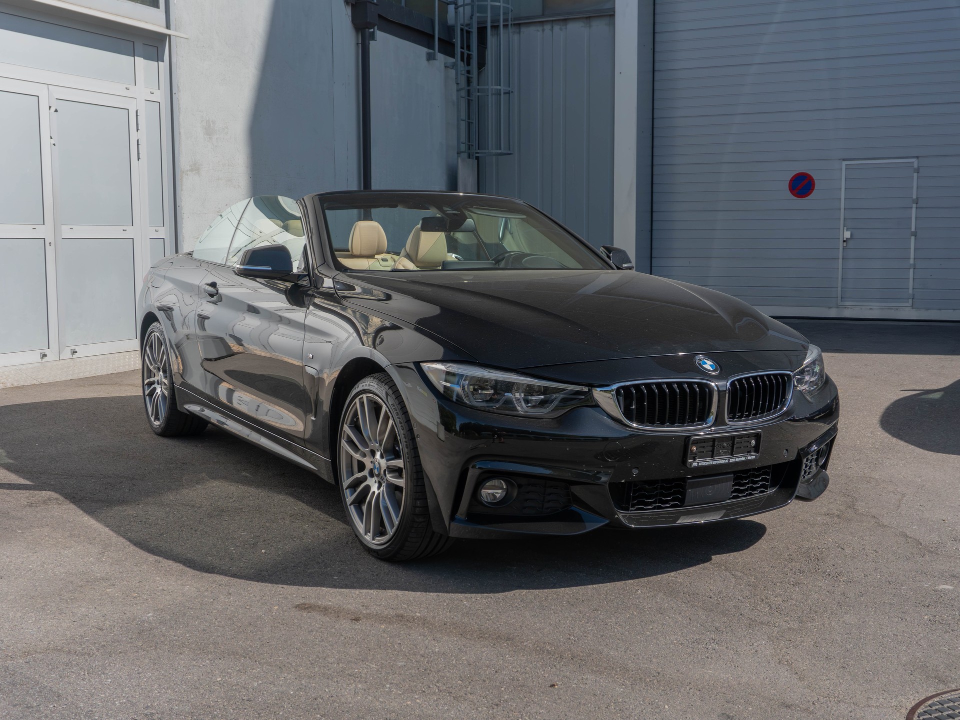 BMW 440i Cabriolet xDrive M Sport Steptronic-image-6