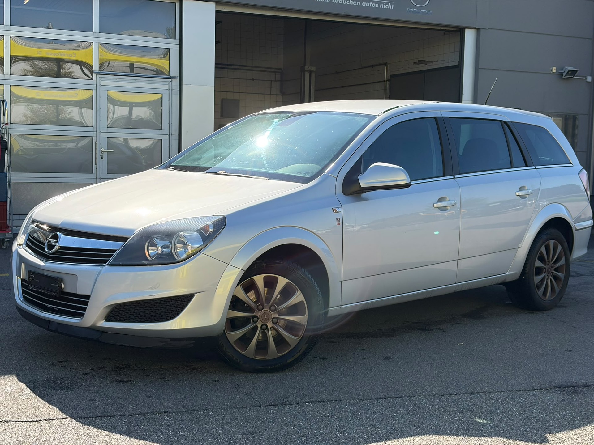 OPEL Astra Caravan 1.8i 16V Anniversary Ed. Aut.