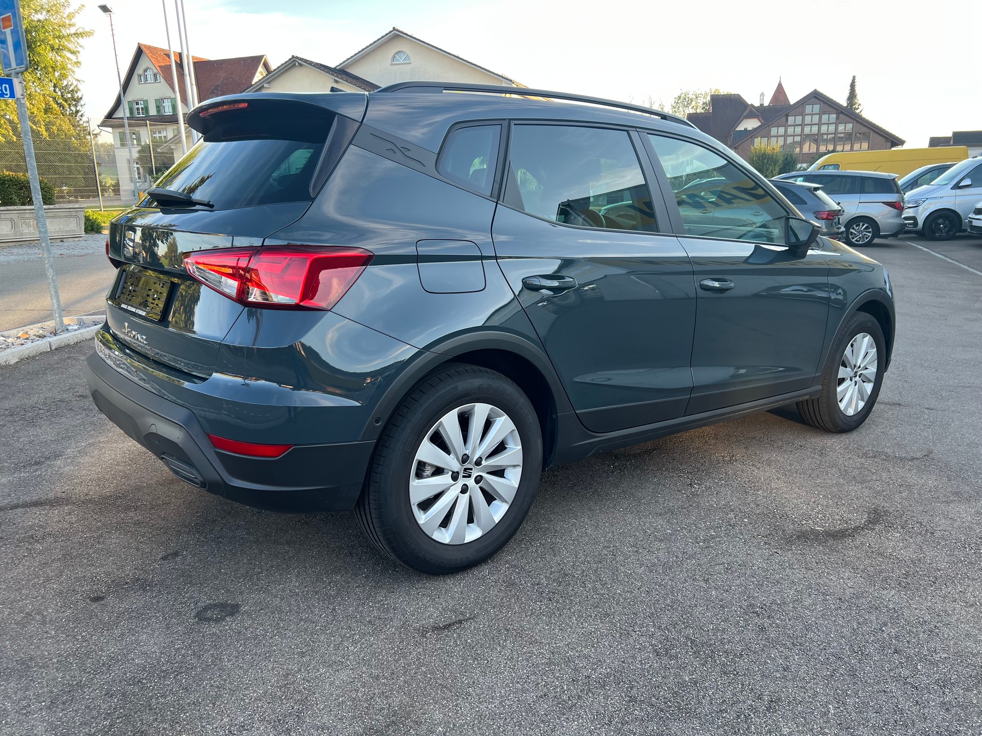 SEAT Arona 1.0 TSI Eco GO DSG-image-9