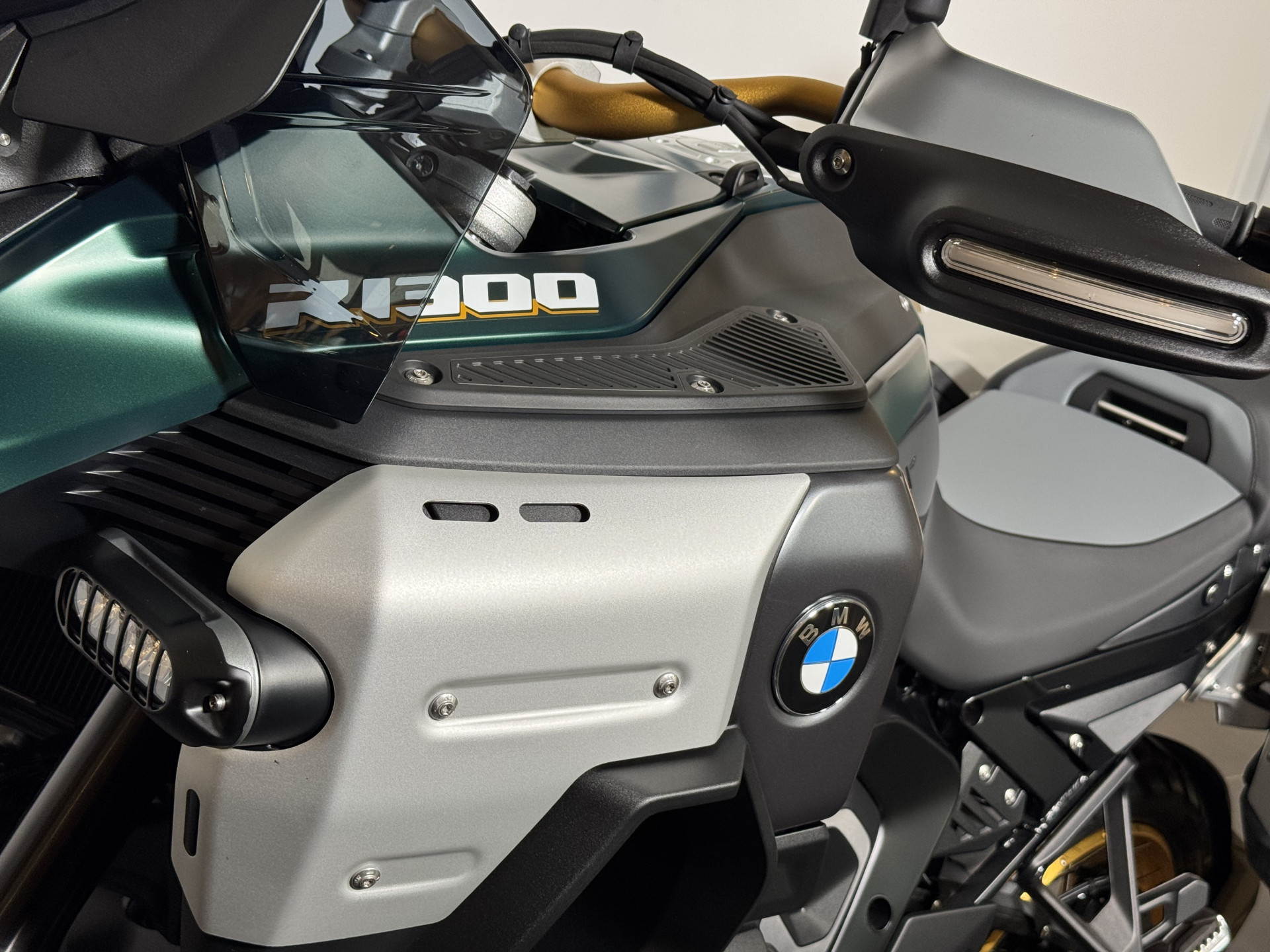 BMW R 1300 GS Adventure ASA Adaptive Fahrzeughöhenregelung-image-6