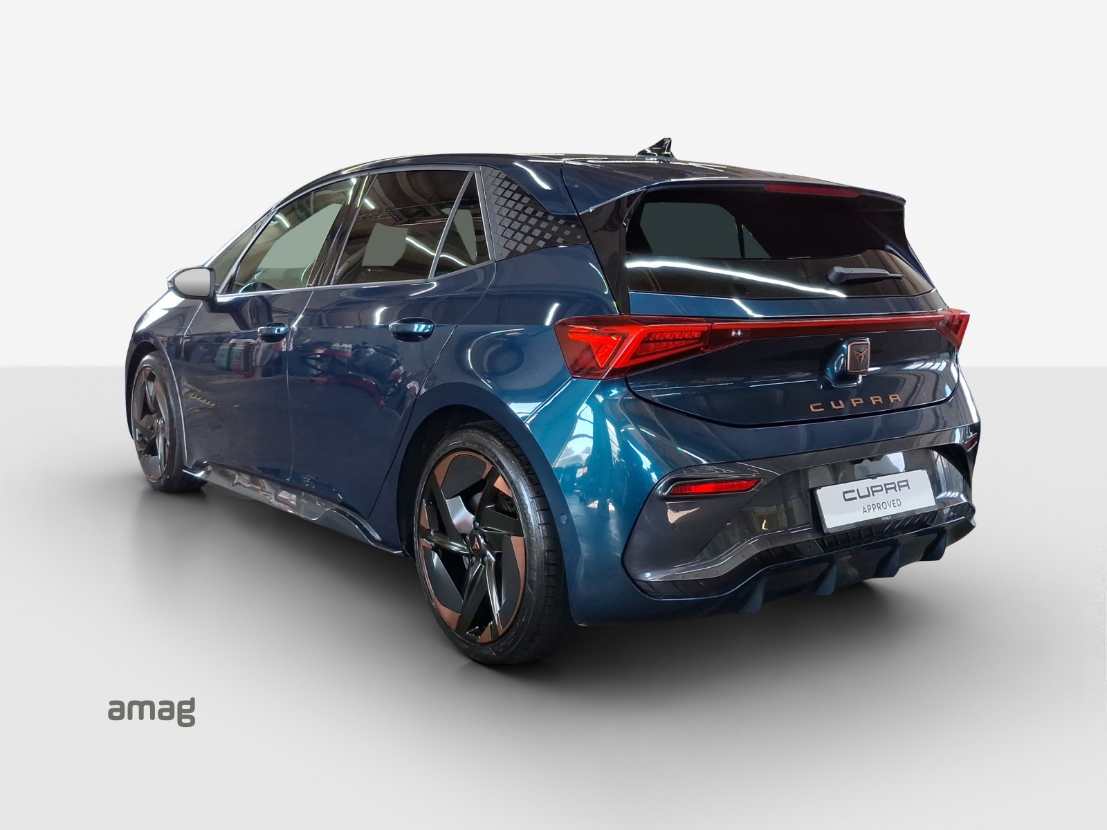 CUPRA Born 77 kWh e-Boost-showroom-element-3